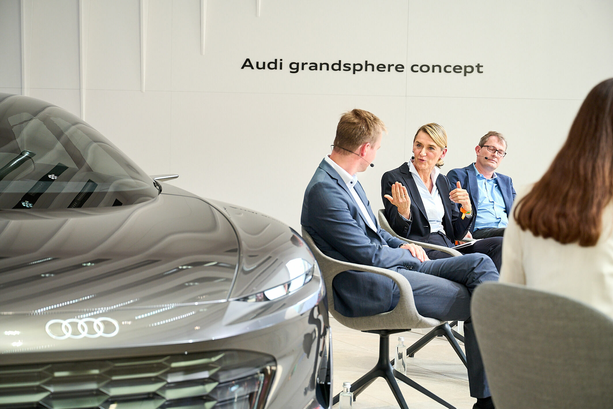 Audi diskutiert gesellschaftliche Dimension des autonomen Fahrens mit Expert_innen auf IAA