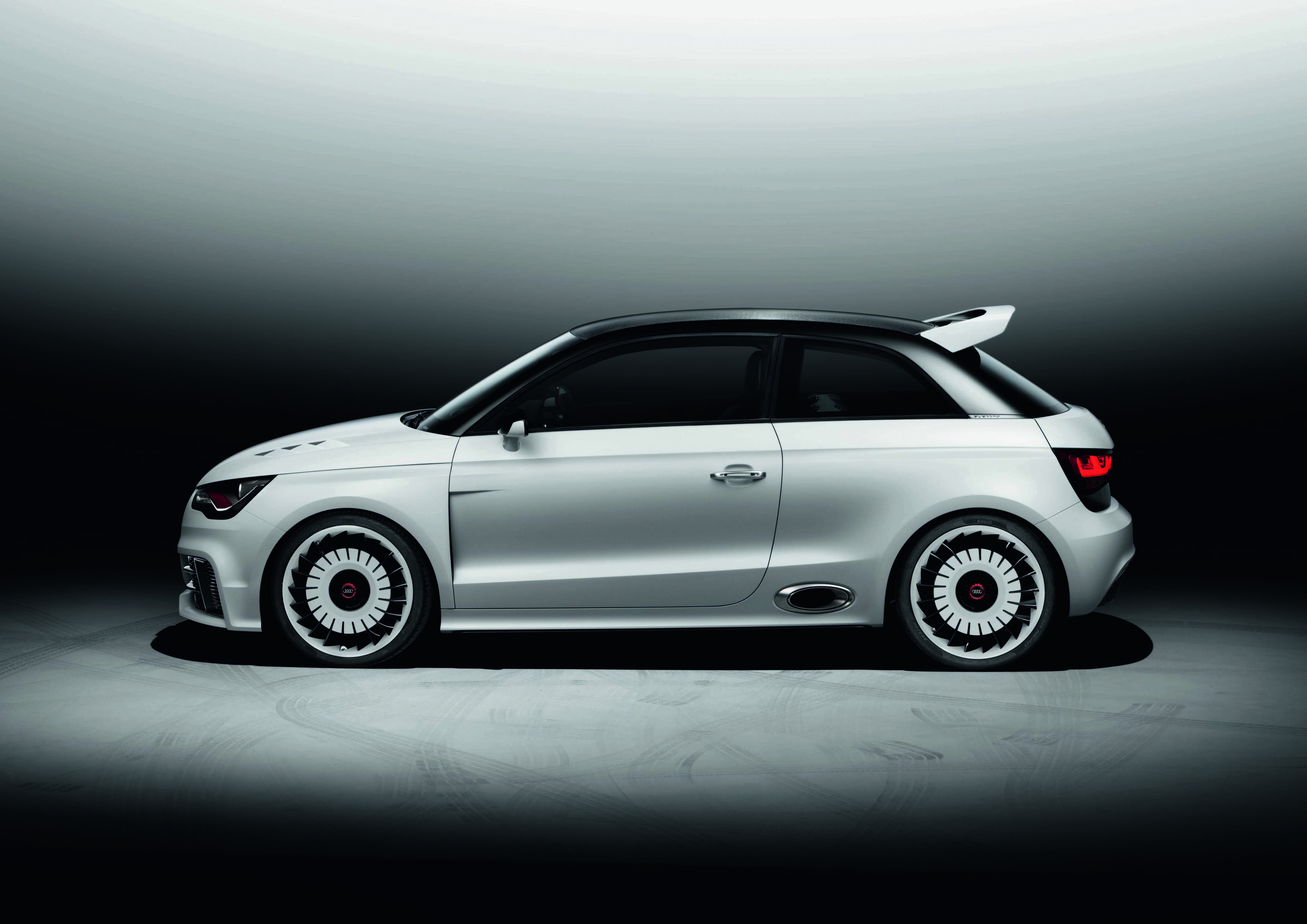 Audi präsentiert den Audi A1 clubsport quattro auf der Wörtherseetour  2011