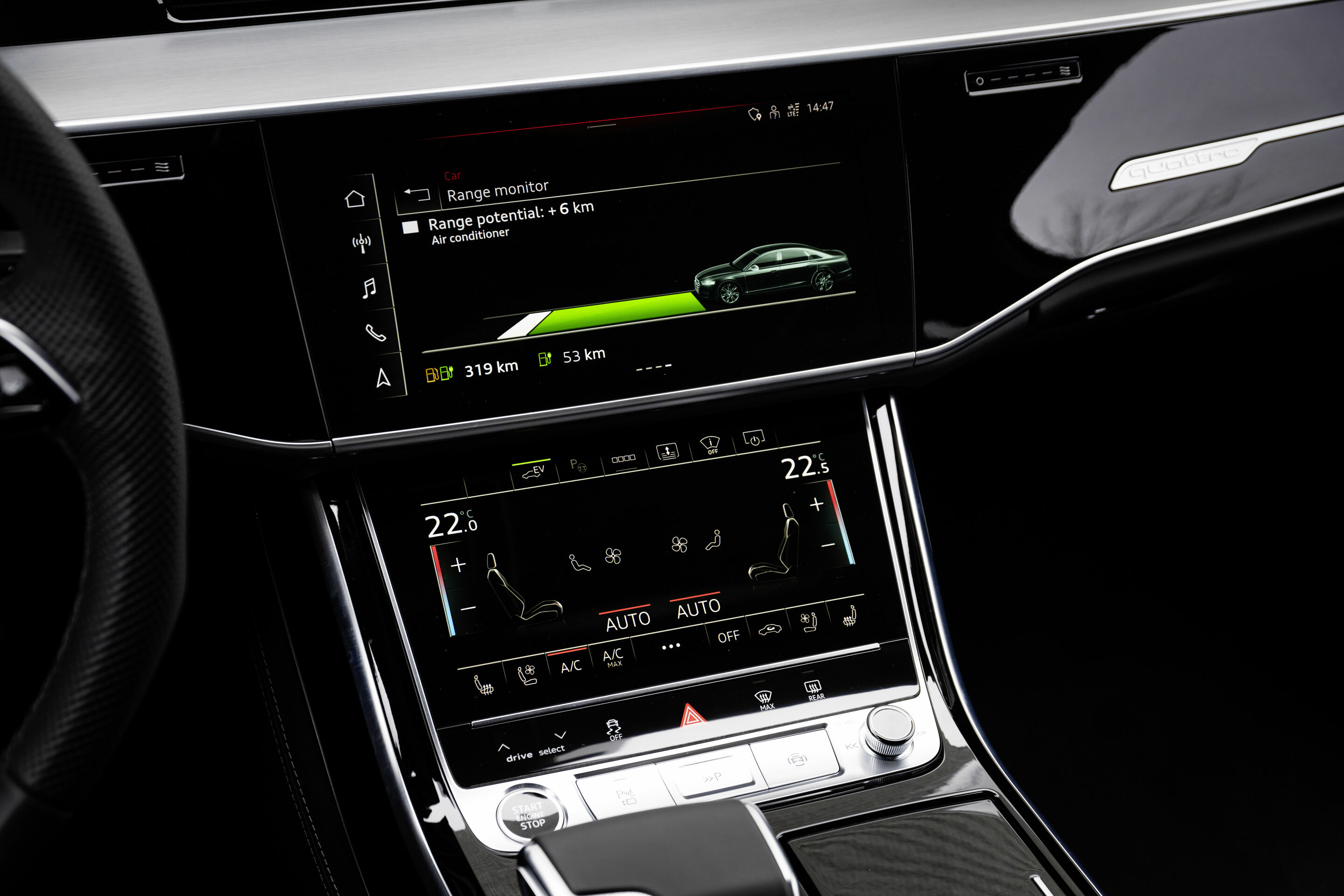 Audi A8 L TFSI e - Cockpit