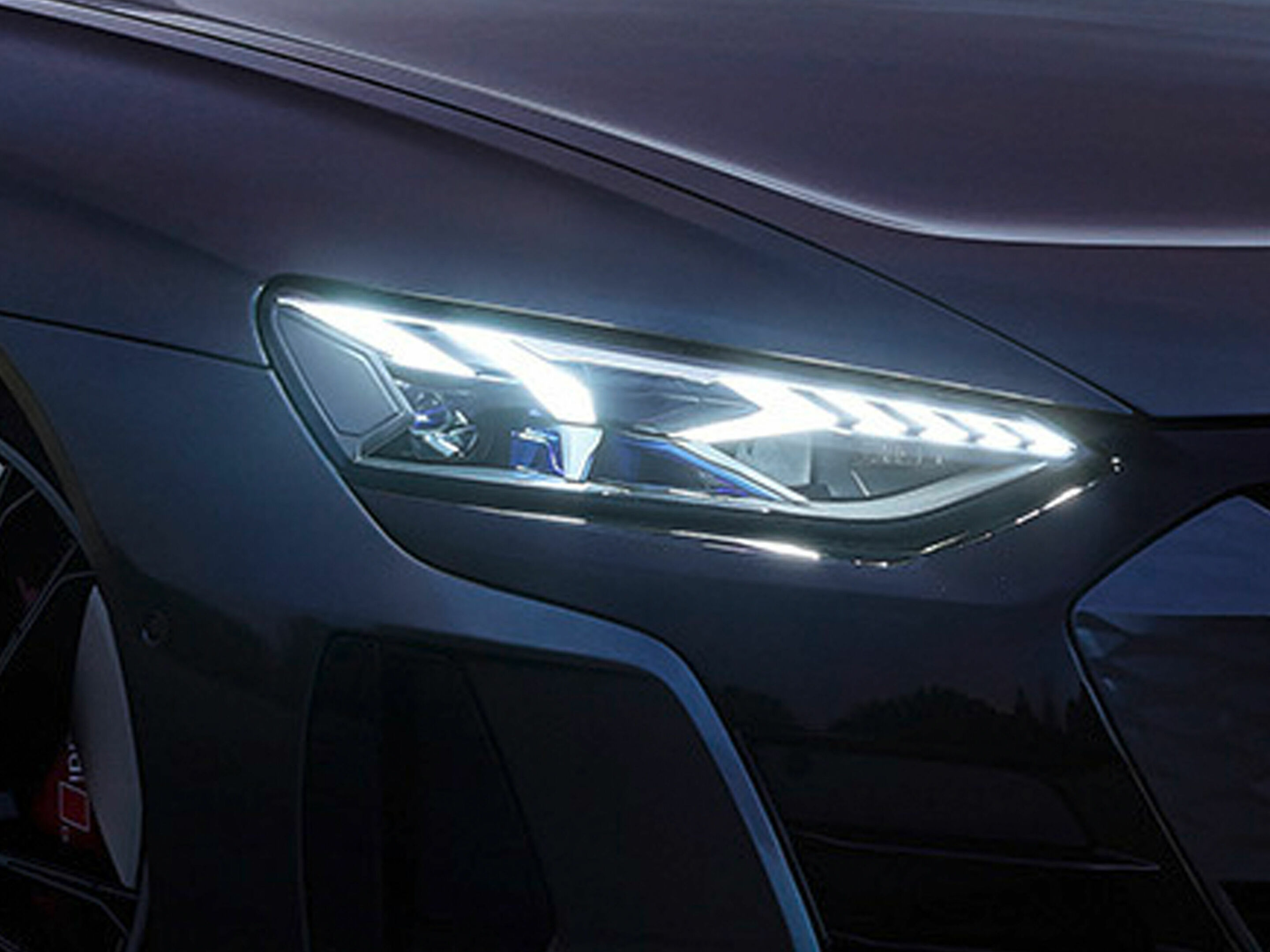 Audi RS e-tron GT - Static photo,
Colour: Daytona grey