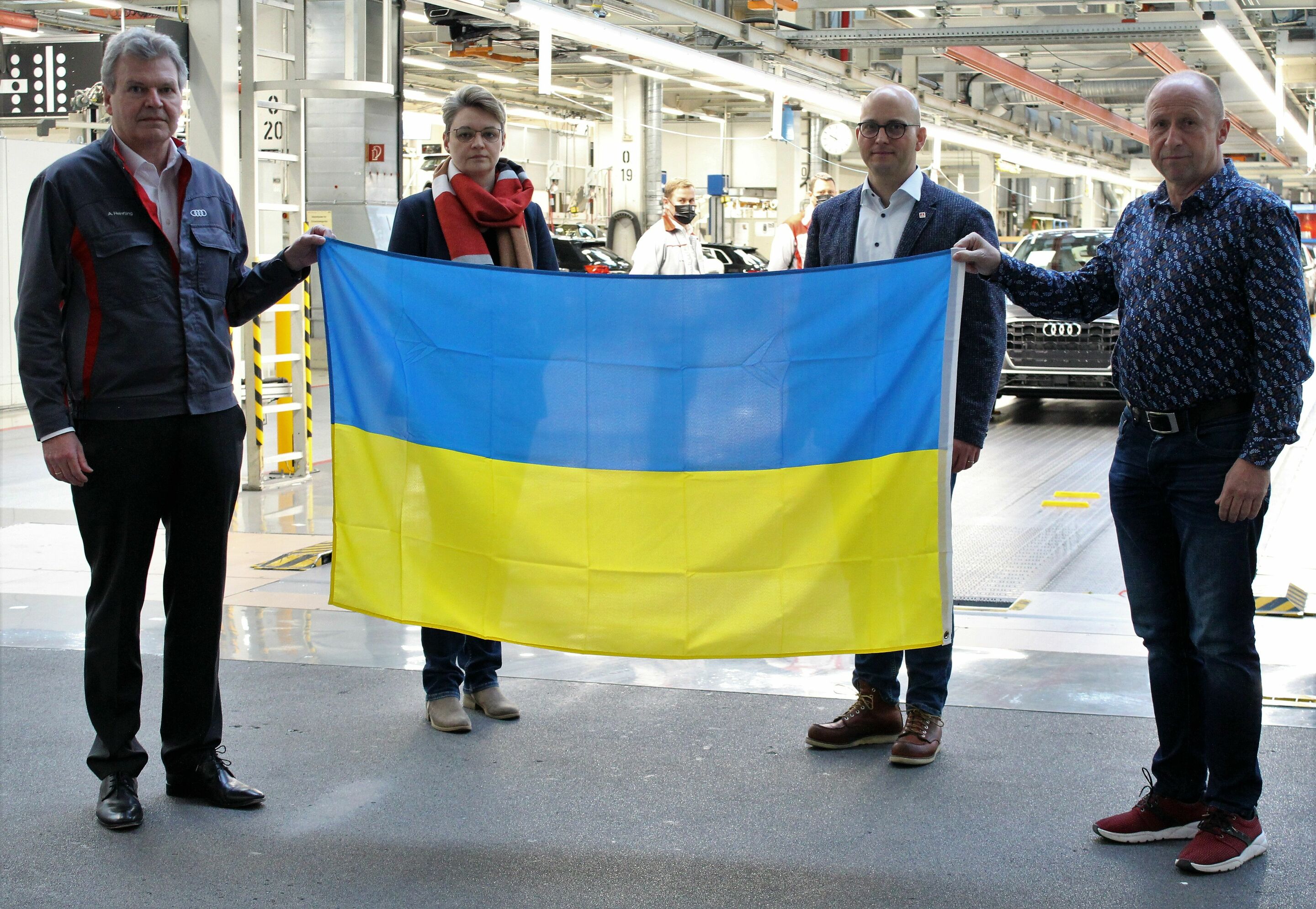 Ein Zeichen für Frieden: Schweigeminute für Ukraine-Krieg bei Audi in Ingolstadt
