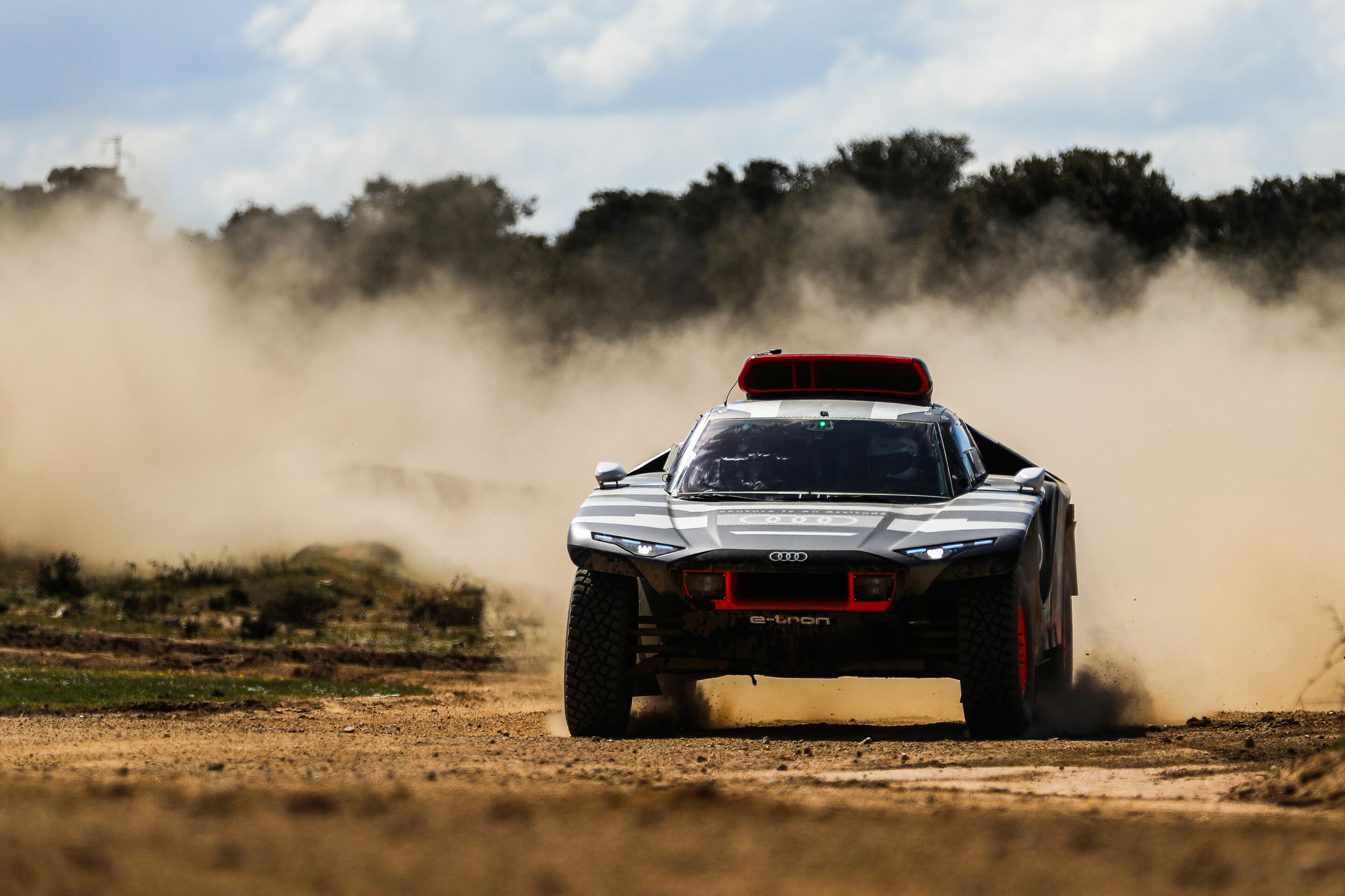 Tracktest Audi RS Q e-tron 2022