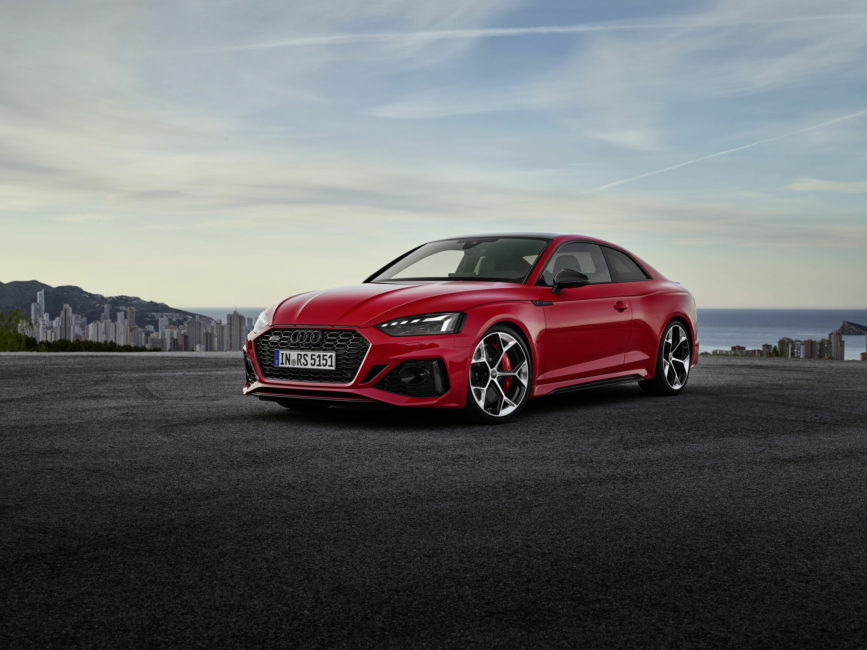 Audi RS 5 Coupé with competition plus package - Static photo, Colour: Tango red