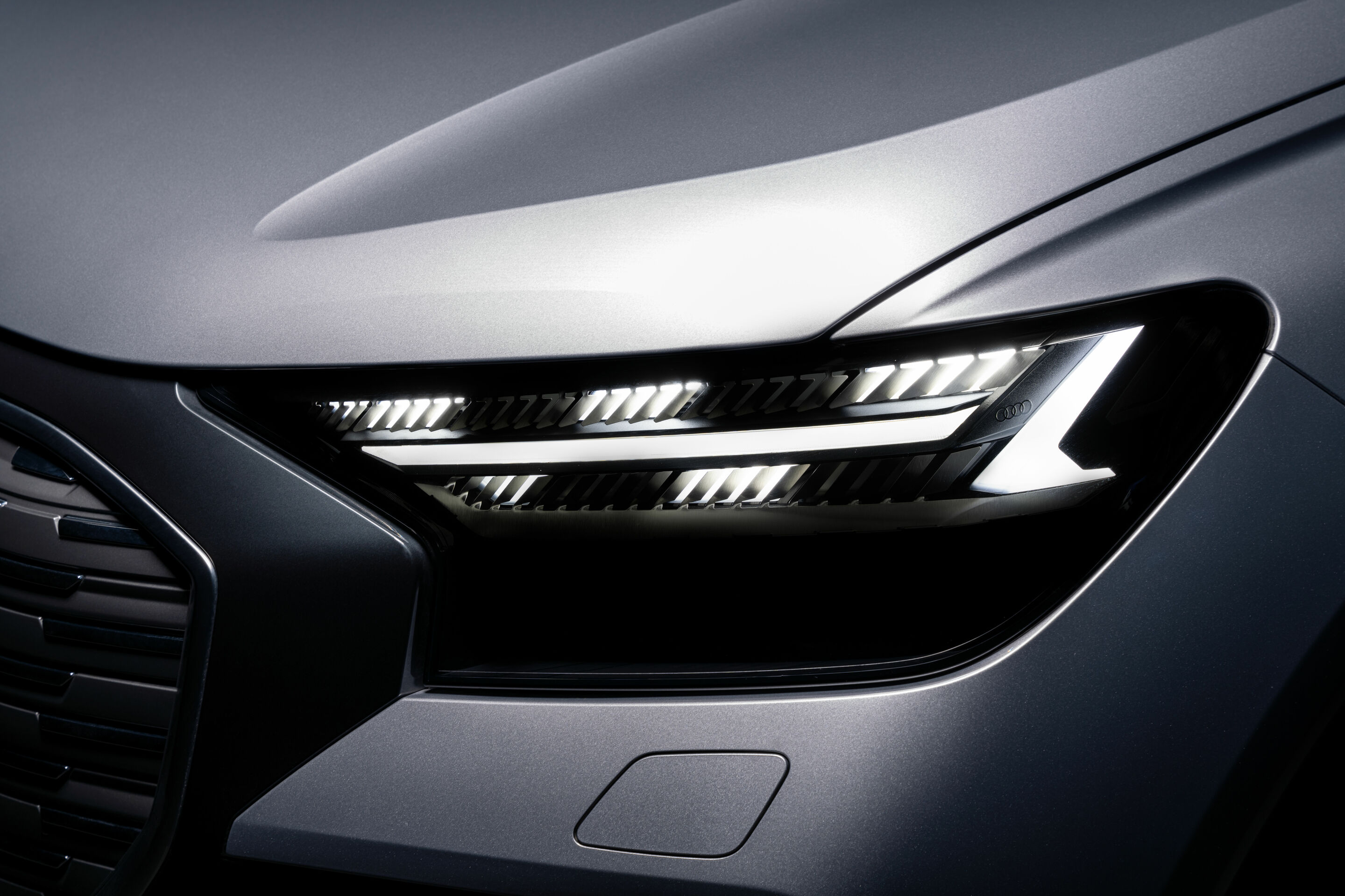 TechDay Digital Light - Tagfahrlichtsignatur Audi Q4 e-tron Sportback