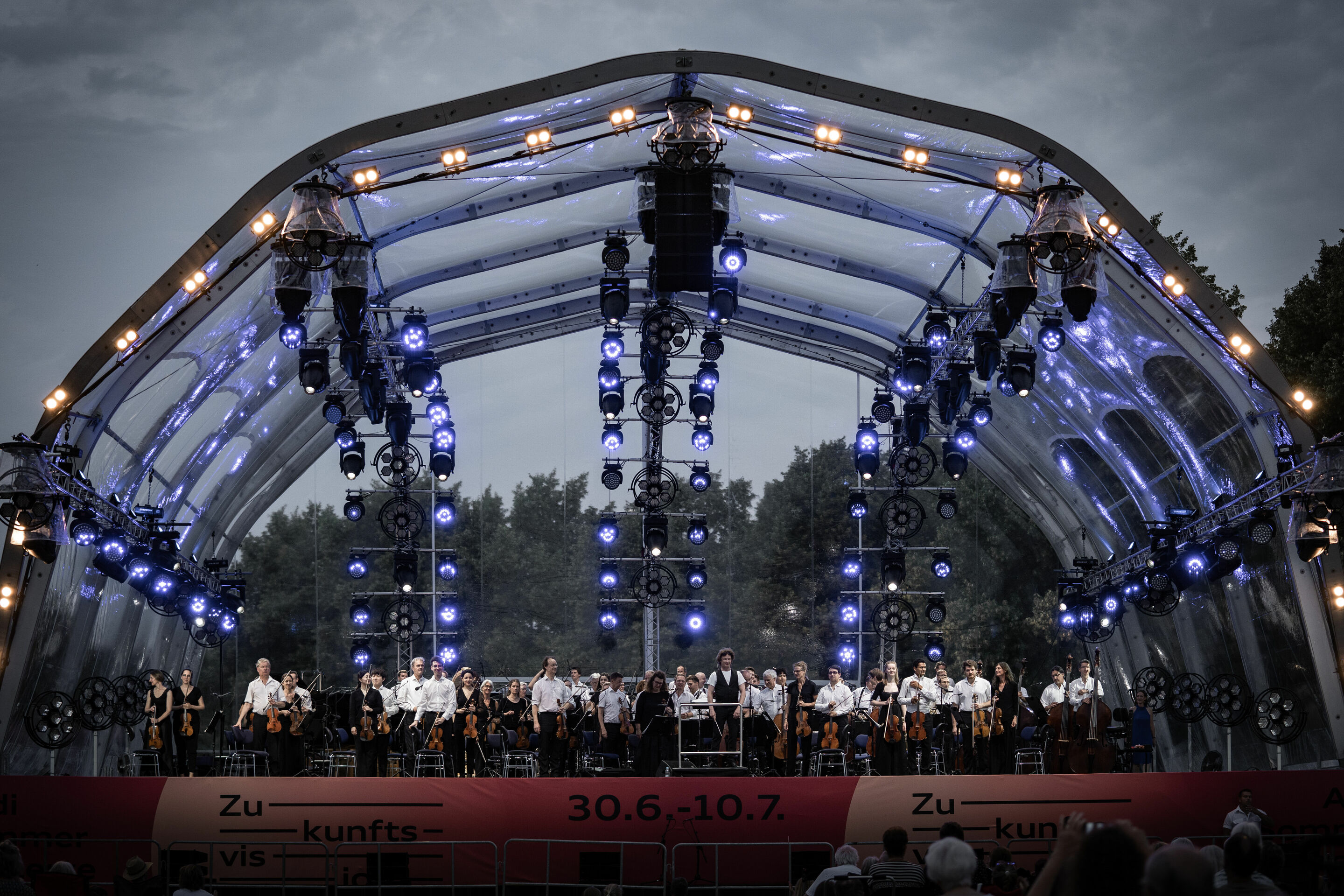 Audi Sommerkonzerte 2022 - Audi Klassik Open Air
Keep On Dancing
Münchner Philharmoniker
Santtu-Matias Rouvali