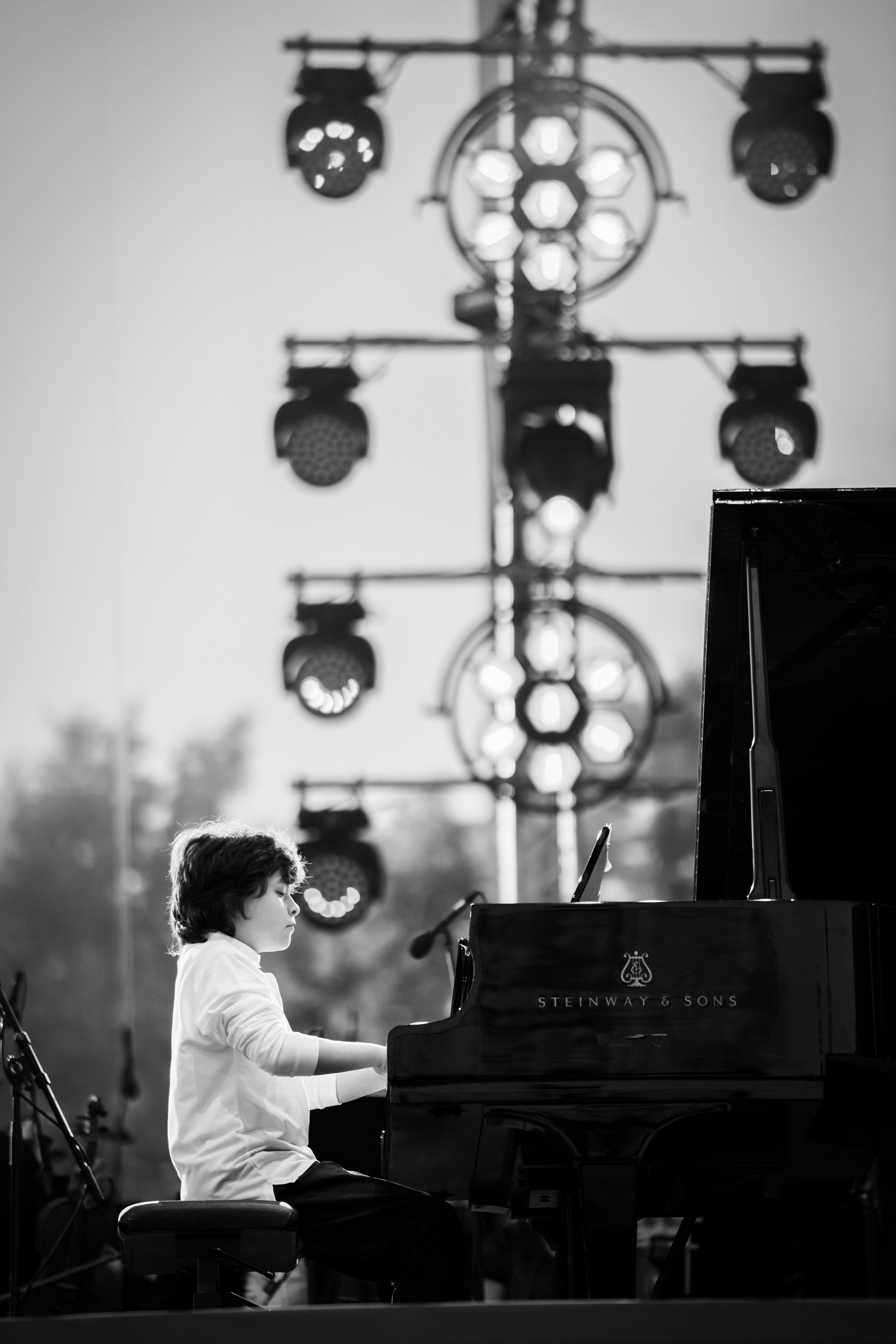 Audi Sommerkonzerte 2022 - Audi Klassik Open Air
Future Sounds
Georgisches Kammerorchester
Tsotne Zedginidze
Nikoloz Rachveli
Audi Bläserphilharmonie
Pietro Sarno