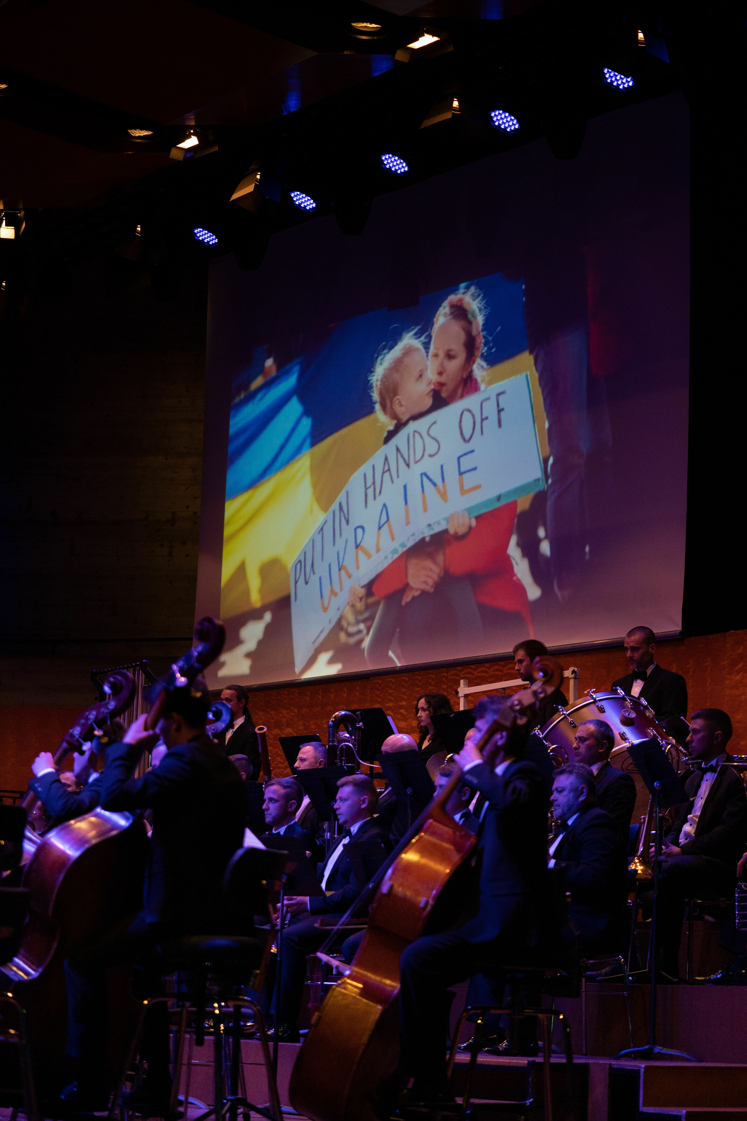 Audi Sommerkonzerte 2022 - Solidarity Concert
Lisa Batiashvili (violin)
International Symphony Orchestra Lviv (INSO-Lviv)
Nikoloz Rakhveli (conductor)
