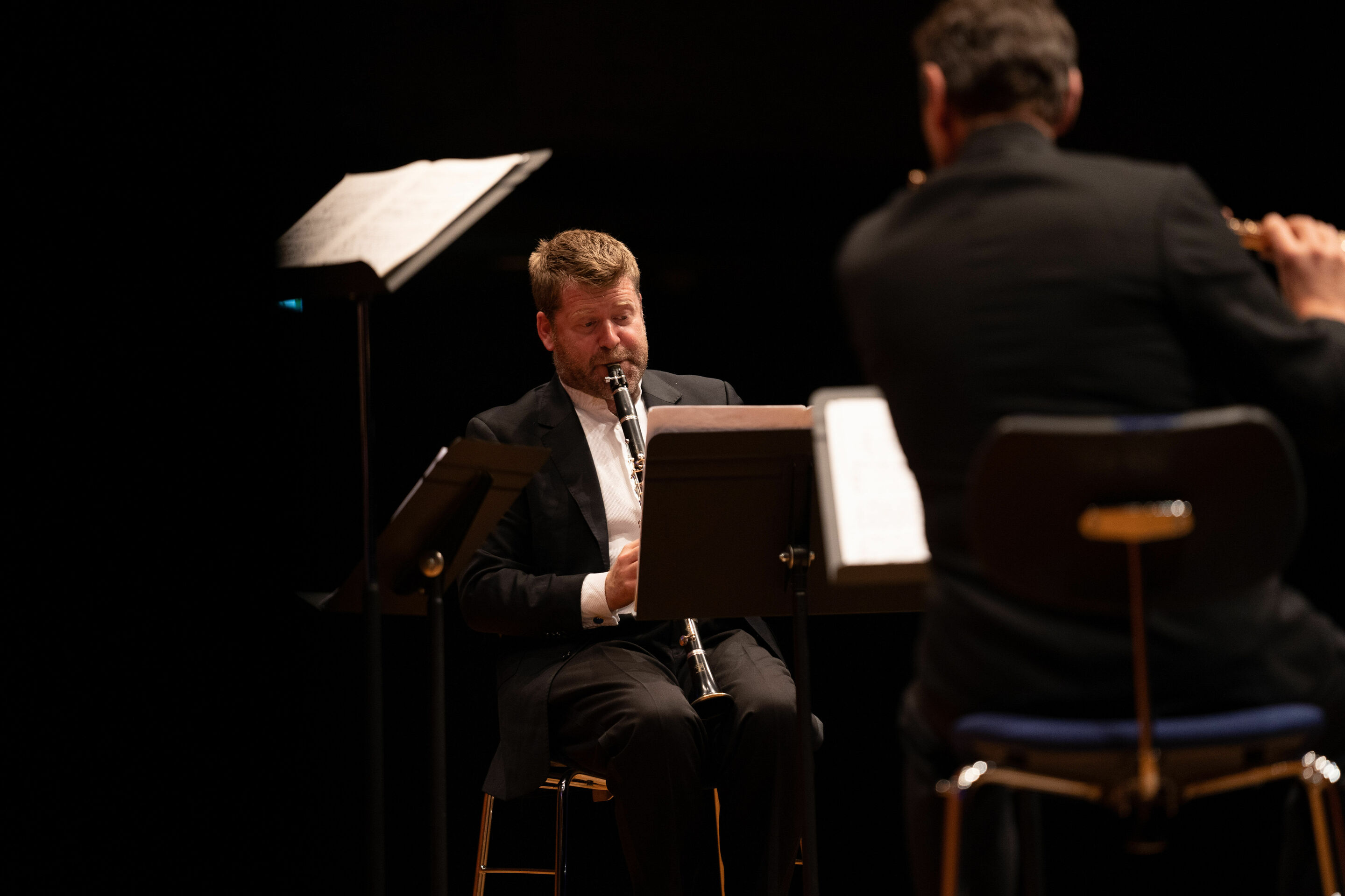 Audi Sommerkonzerte 2022 - Congenial art
Magdalena Kožená (mezzo-soprano)
Sir Simon Rattle (piano)
Kaspar Zehnder (flute)
Christopher Richards (clarinet)
Giovanni Guzzo (violin)
Rahel Rilling (violin)
Amihai Grosz (viola)
Dávid Adorján (cello)