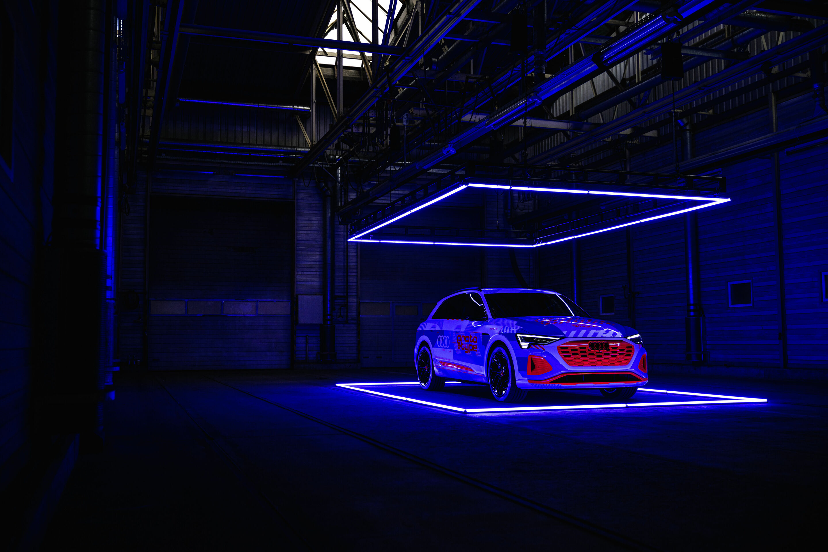 Neuer Audi e-tron Prototyp beim E-Cannonball