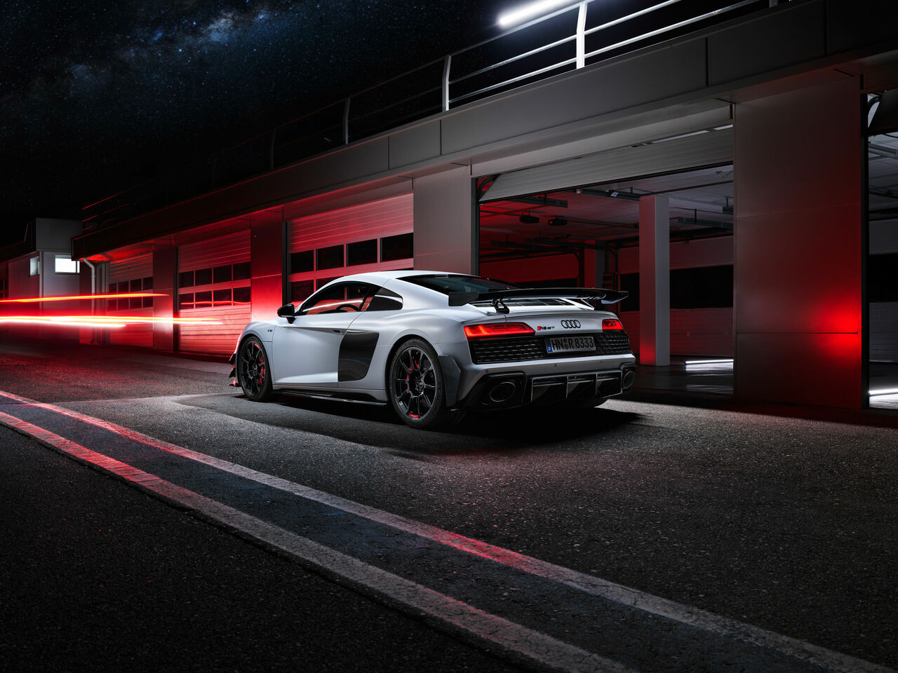 High Performance in Its Purest Form: The new Audi R8 Coupé V10 GT RWD