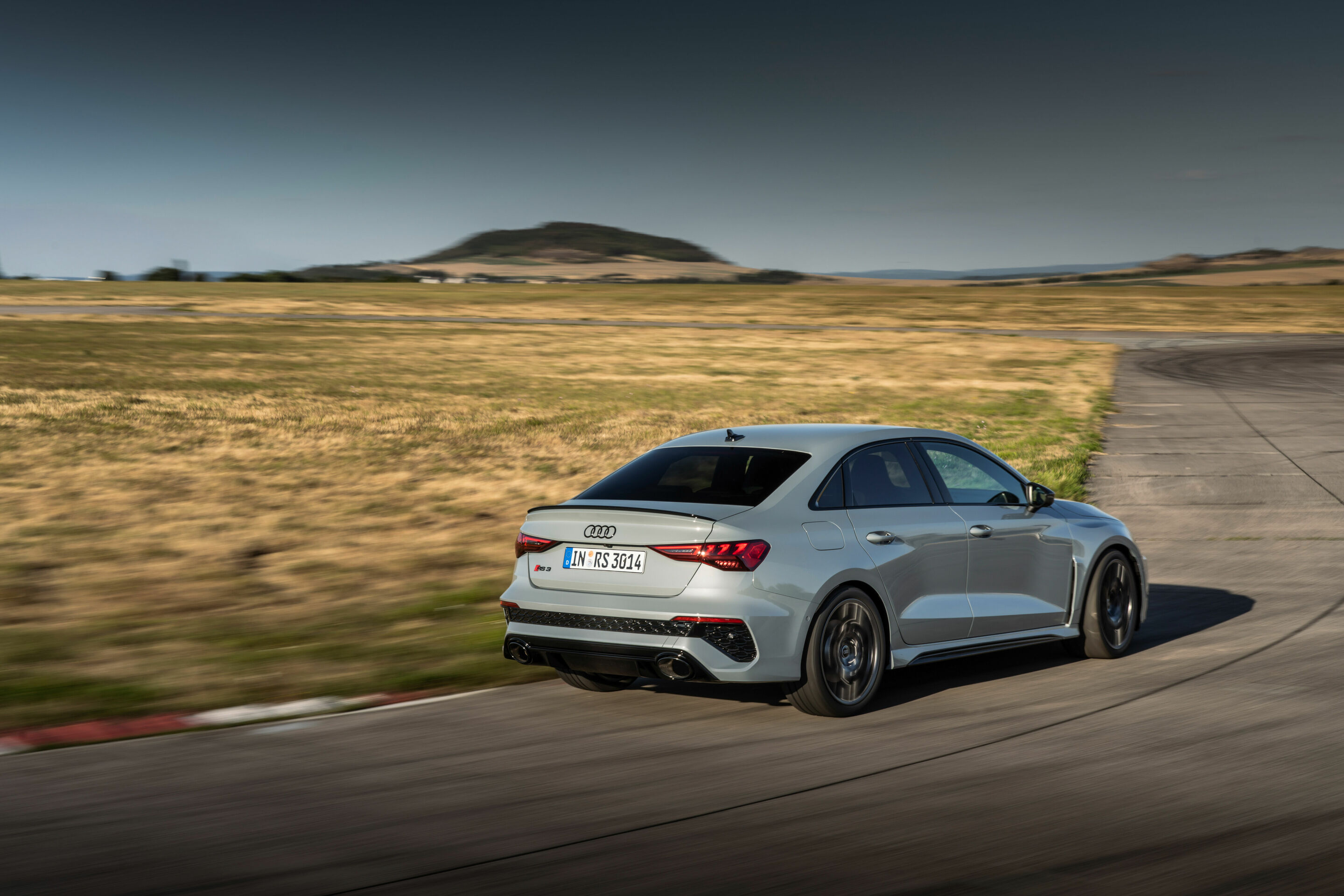 Audi RS 3 Sedan performance edition - Dynamic photo, Colour: Arrow Gray, Pearl Effect