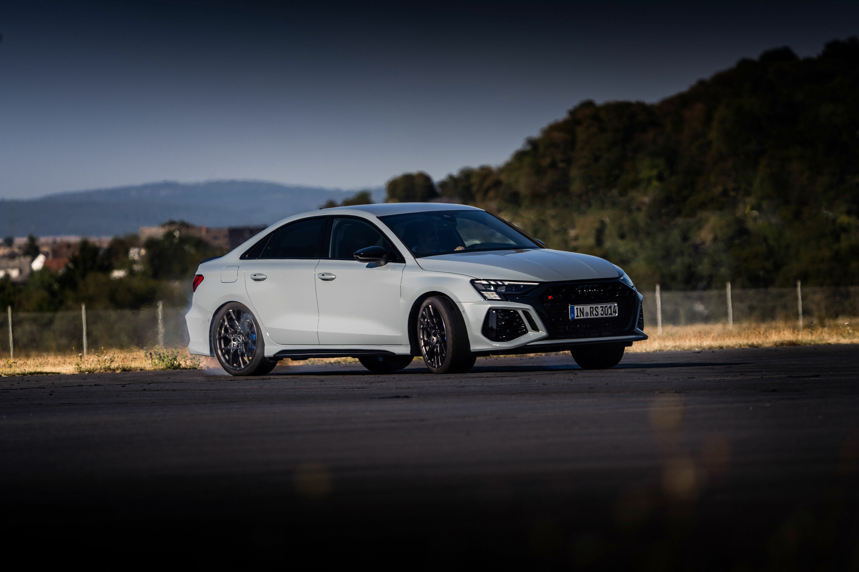 Audi RS 3 Sedan performance edition - Dynamic photo, Colour: Arrow Gray, Pearl Effect