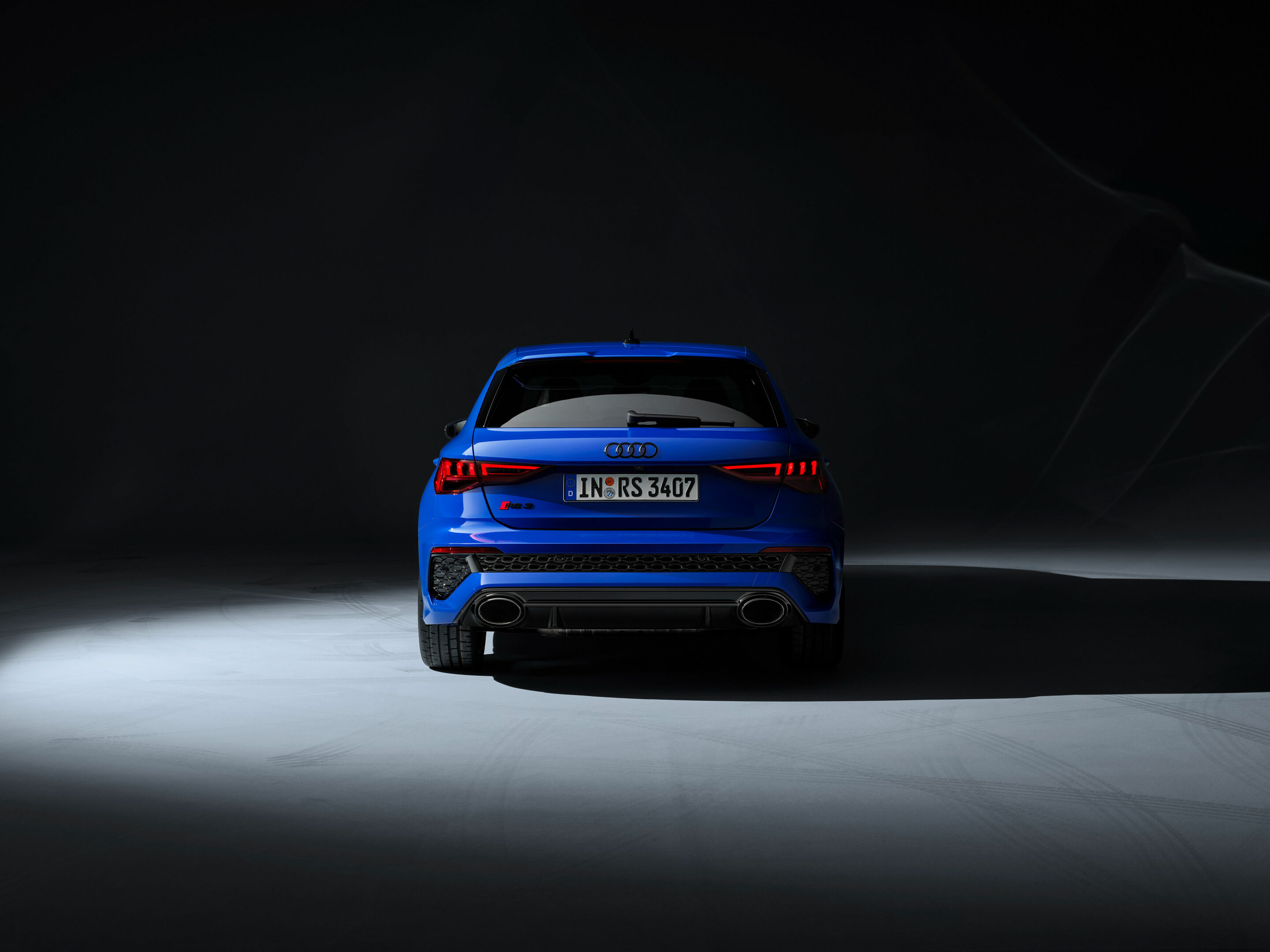 Audi RS 3 Sportback performance edition - Static photo, Colour: Nogaro Blue, Pearl Effect .