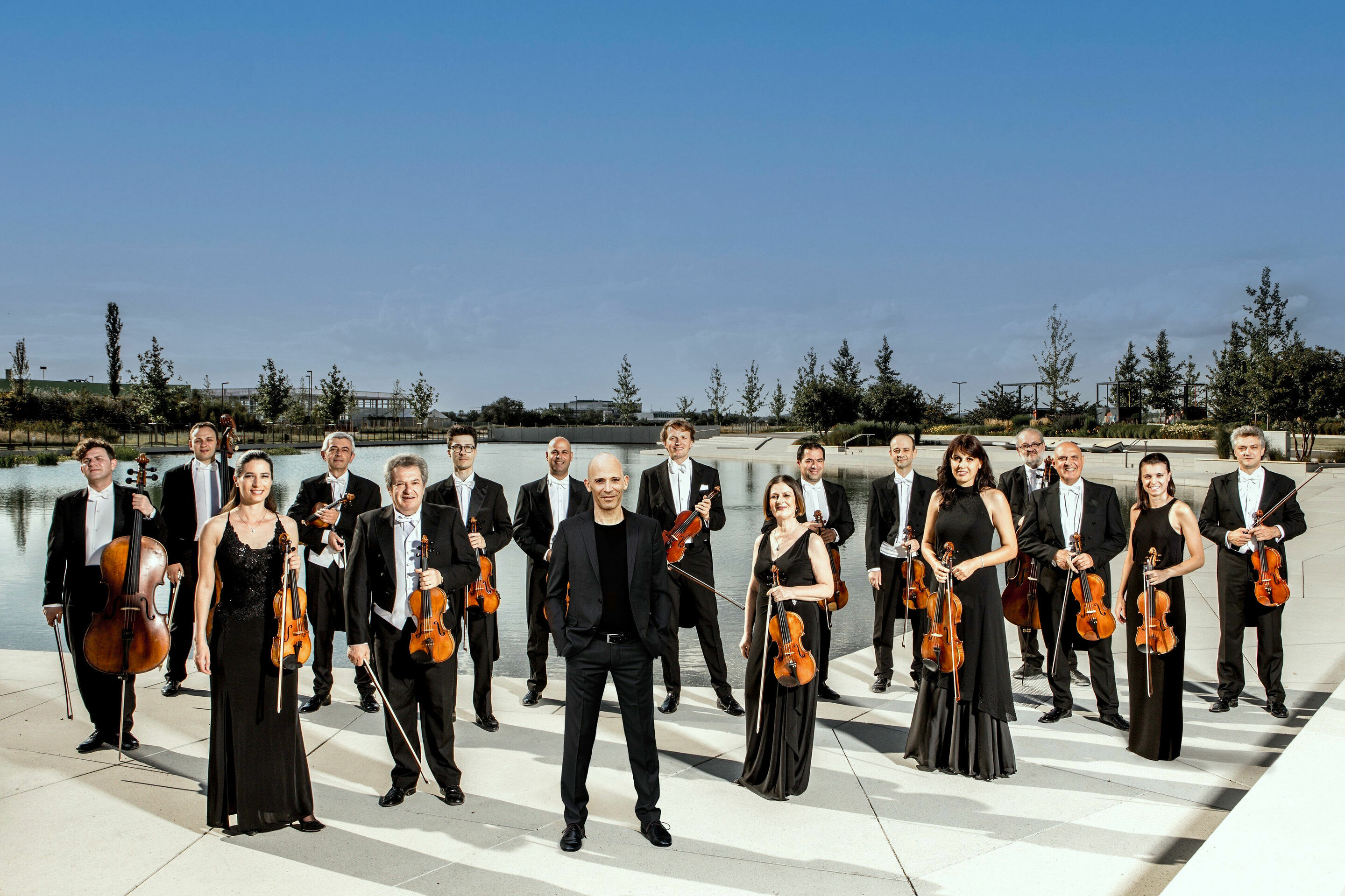 Audi Weihnachtskonzert: Kartenvorverkauf startet - Seit 1990 in Bayern beheimatet: das Georgische Kammerorchester Ingolstadt