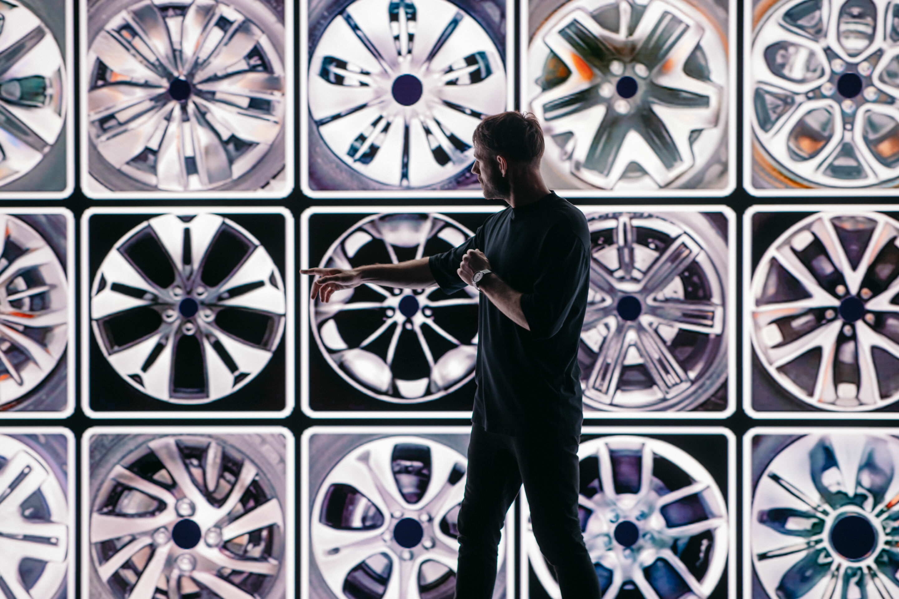 Reinventing the wheel? “FelGAN” inspires new rim designs with AI