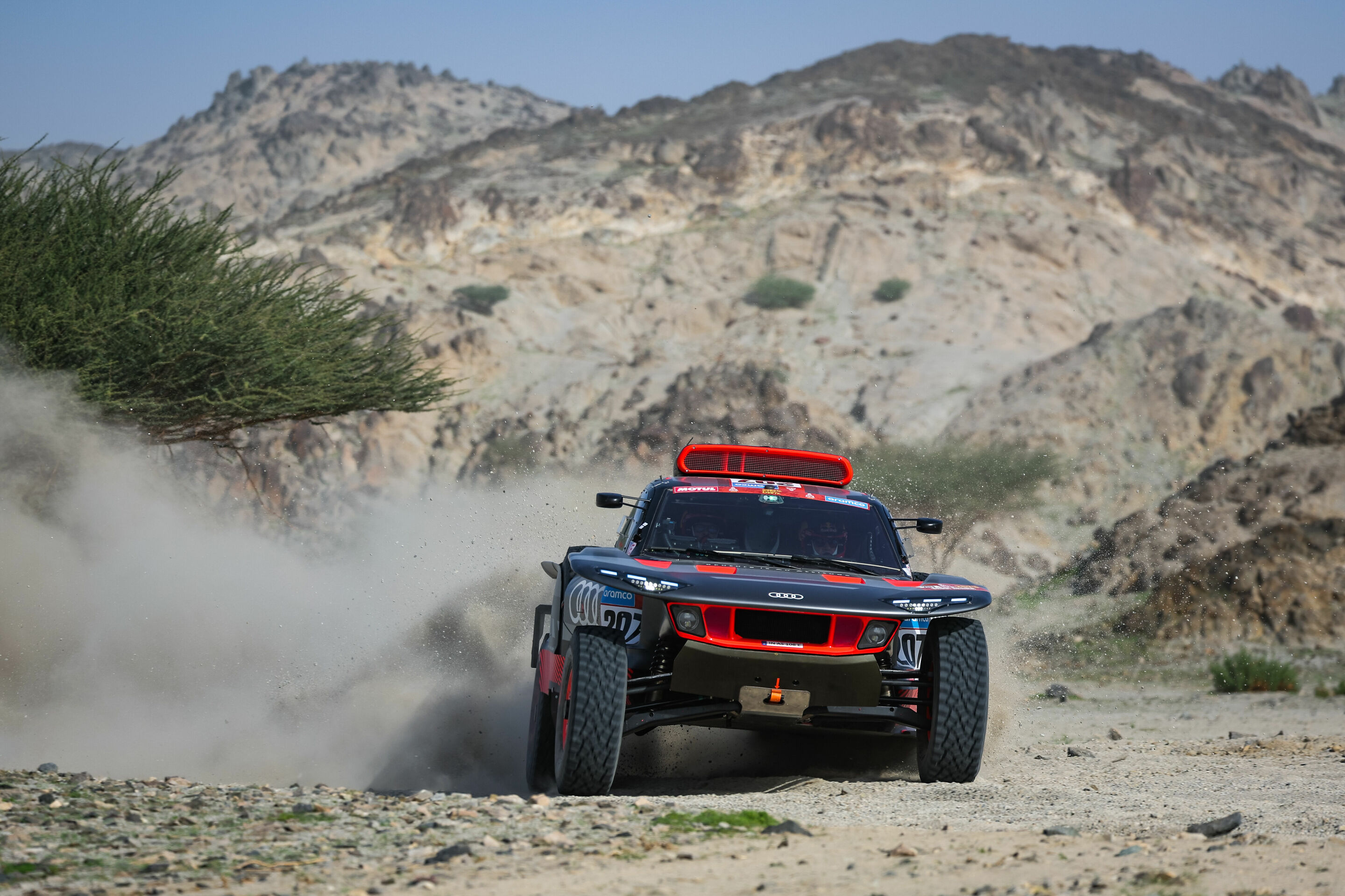 Dakar Rally 2023 - Audi RS Q e-tron #207 (Team Audi Sport), Carlos Sainz/Lucas Cruz