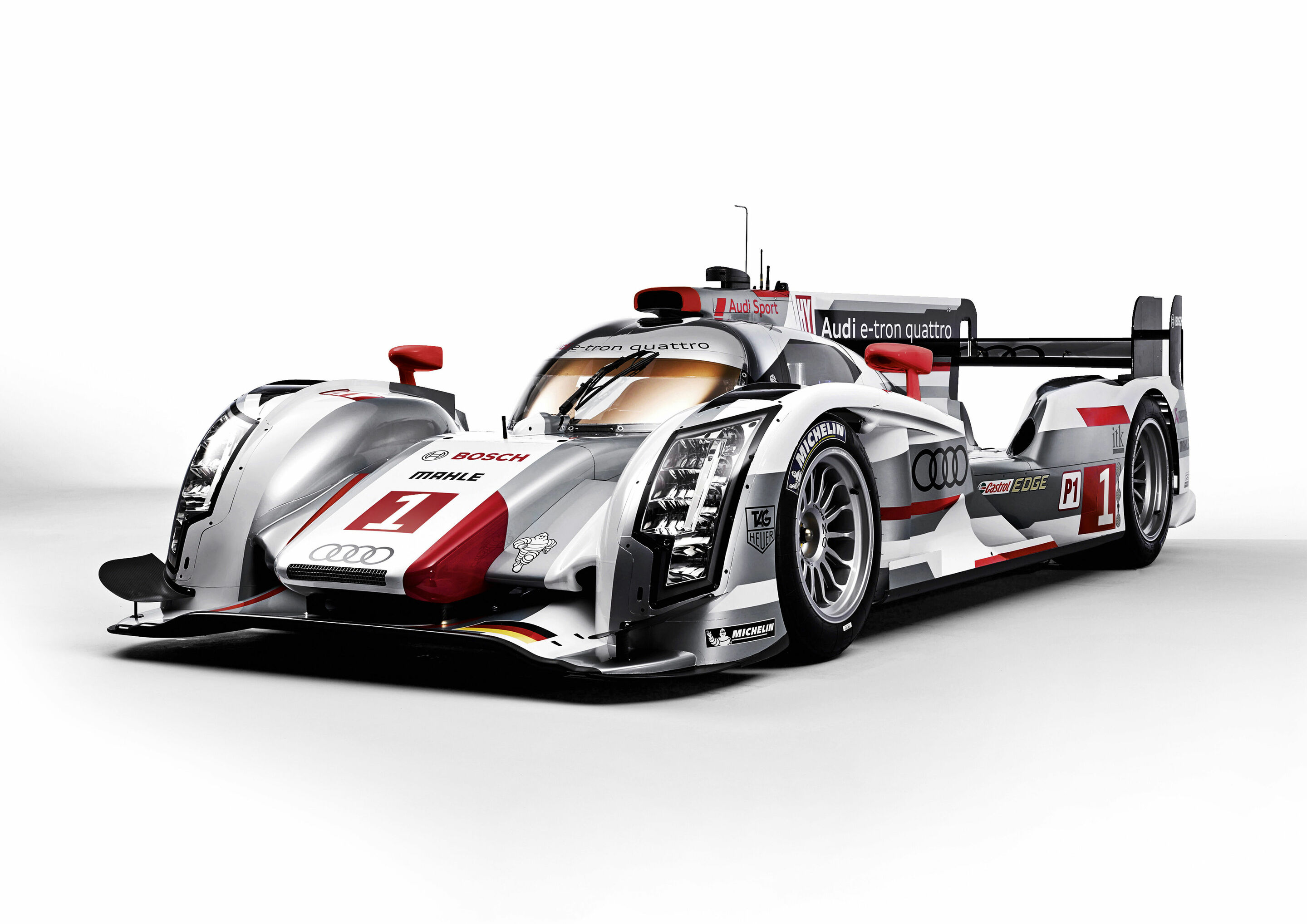 Audi launches title defense in the WEC