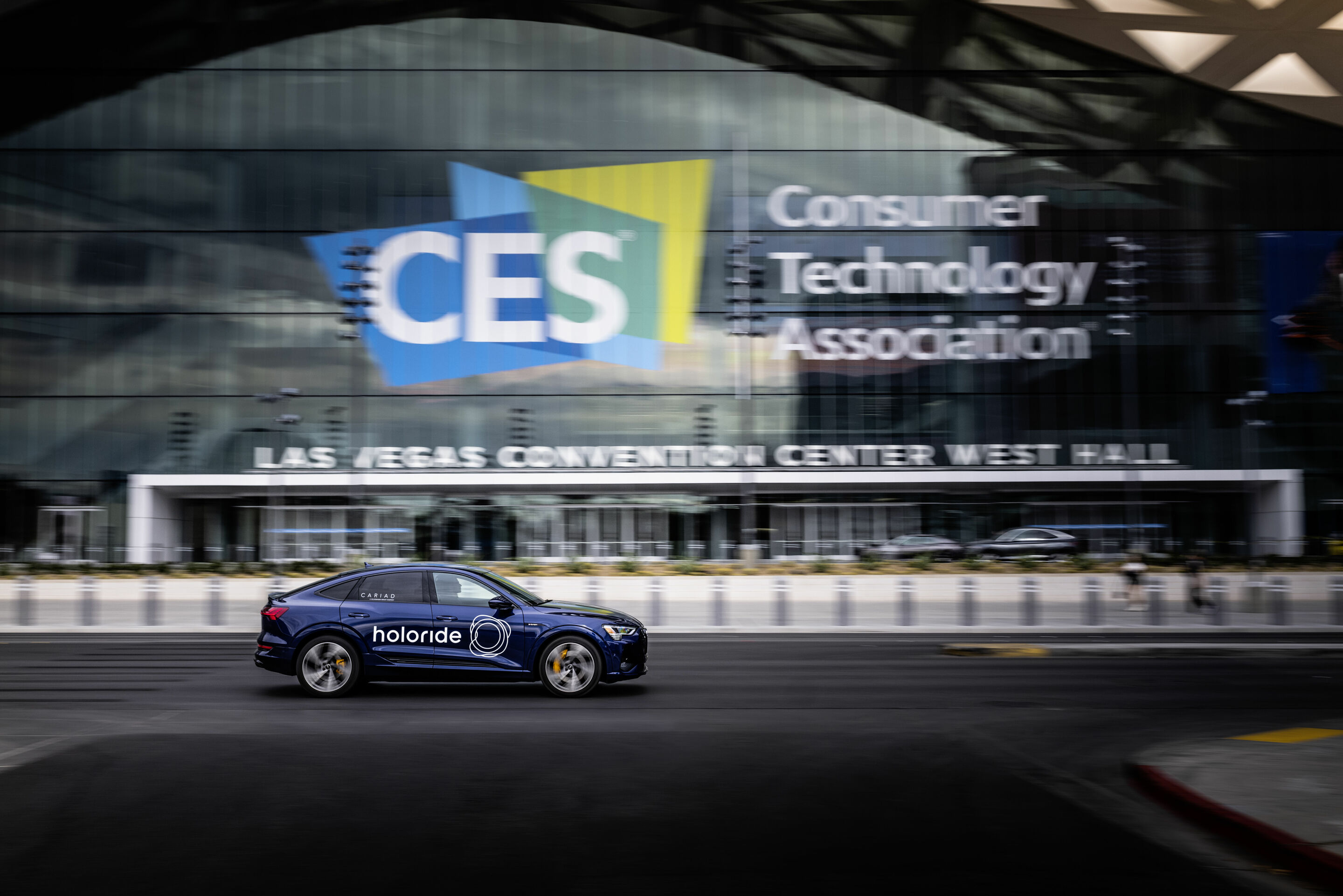 Audi at CES 2023: Test drives with holoride