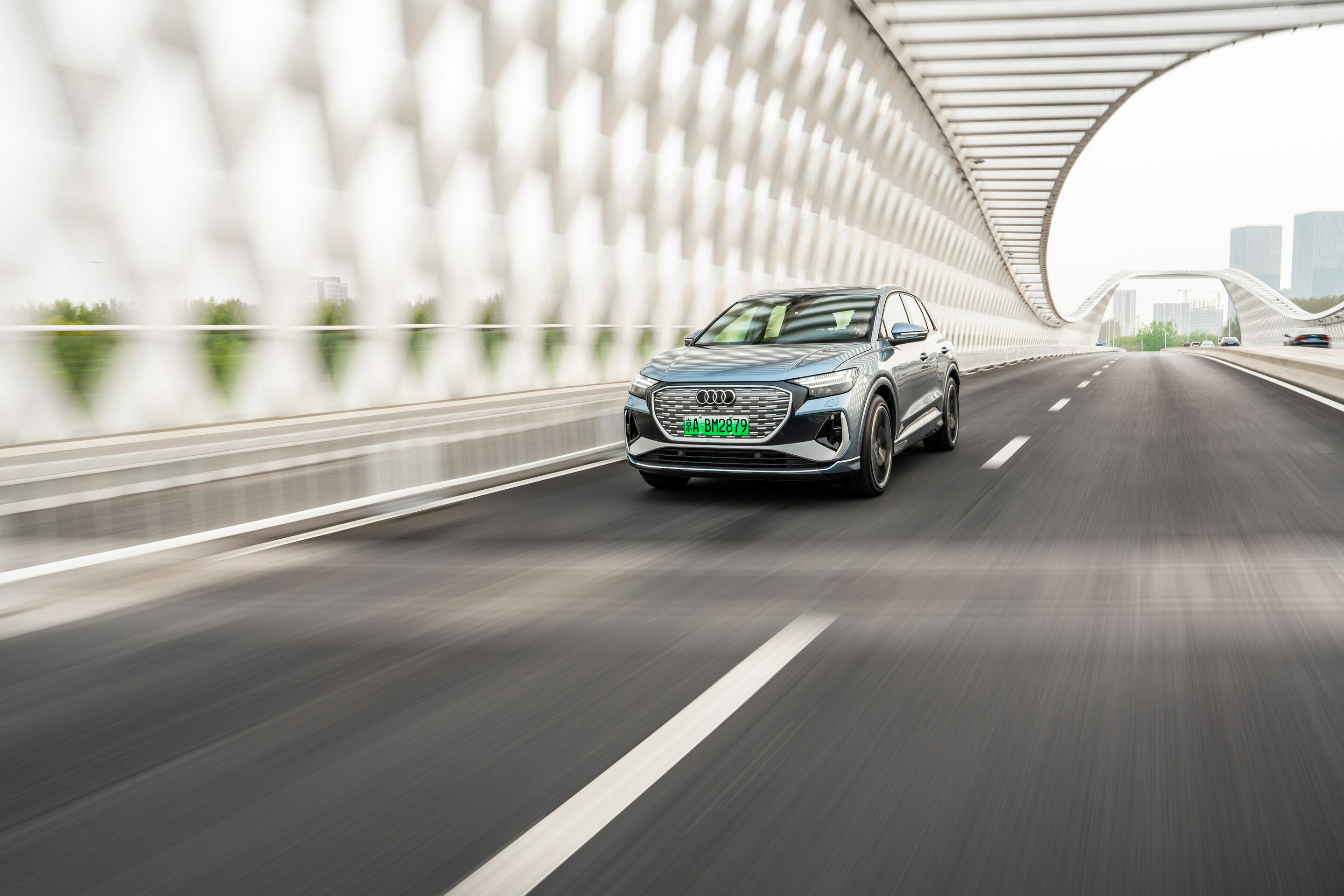 Audi Q4 e-tron - Audi Q4 e-tron on the Streets of Beijing
