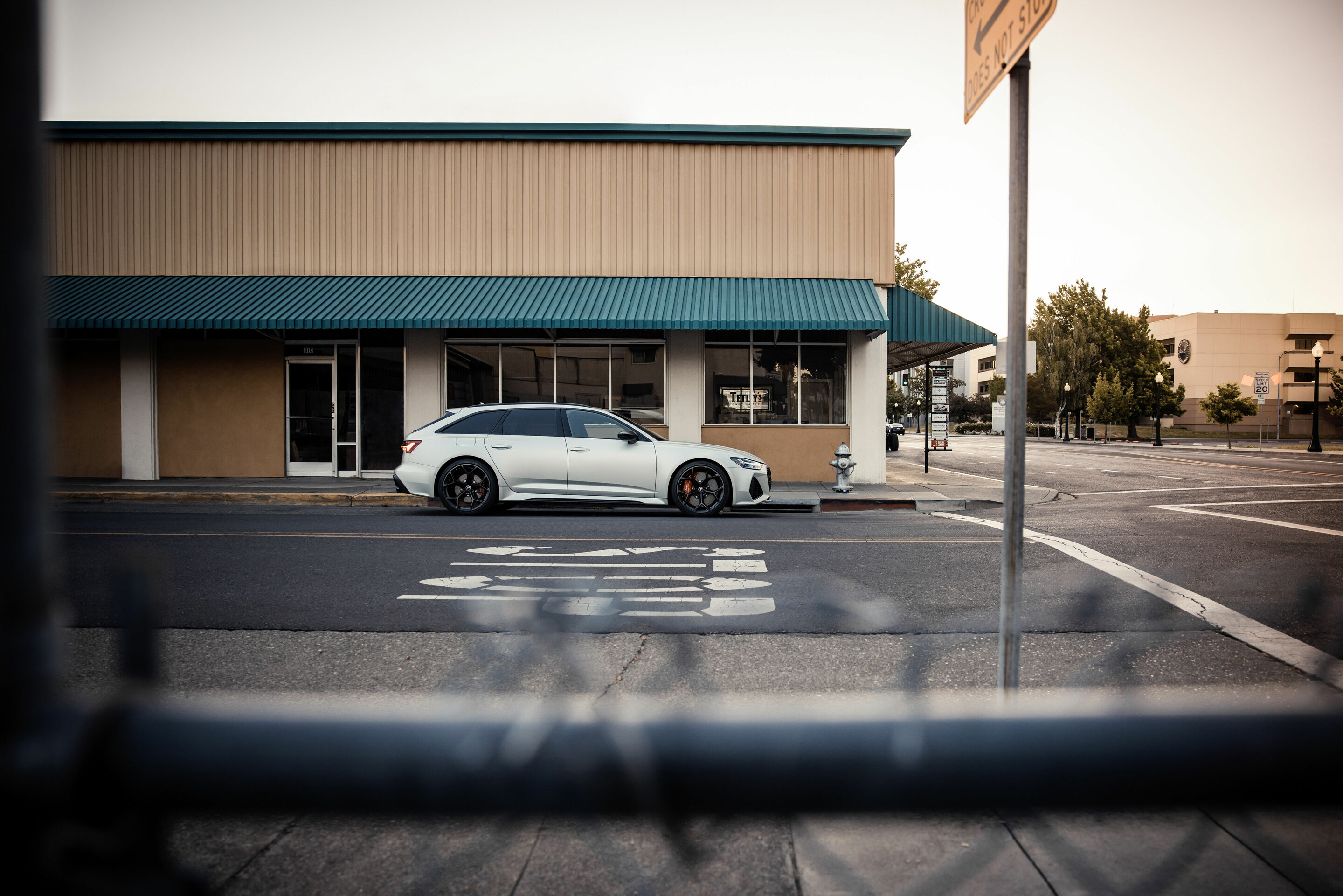 Audi RS 6 Avant performance - Standaufnahme,
Farbe: Tausilber