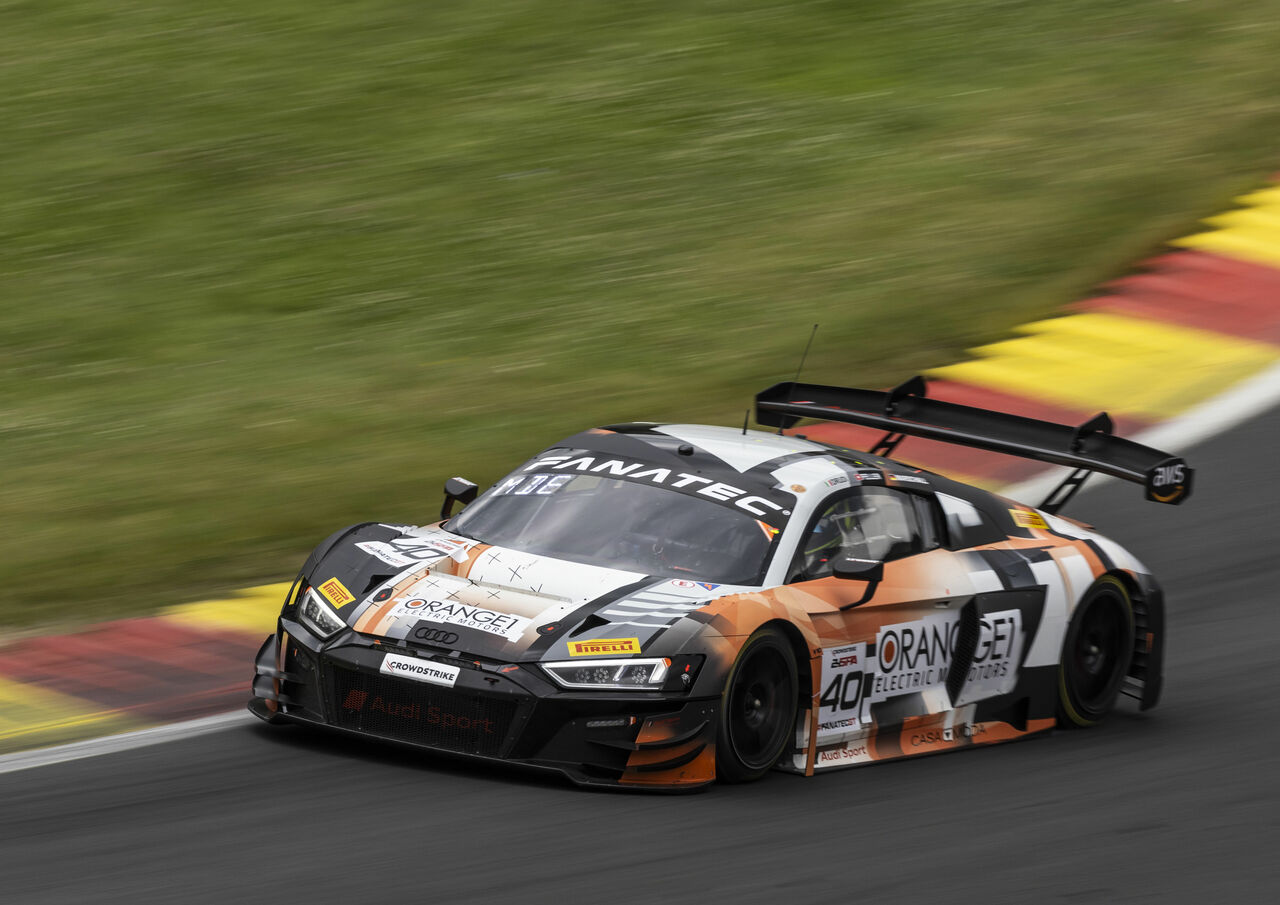 ミニカー　1/43 Audi R8 LMS GT3 EVO II #40 Audi Sport Orange 1 7th 24H Spa 2023 R. Feller - M. Drudi - D. Marschall [SB704] Spark 1:43 Audi R8 LMS GT3 Evo II #28 24h Spa 2024 Haas RT
