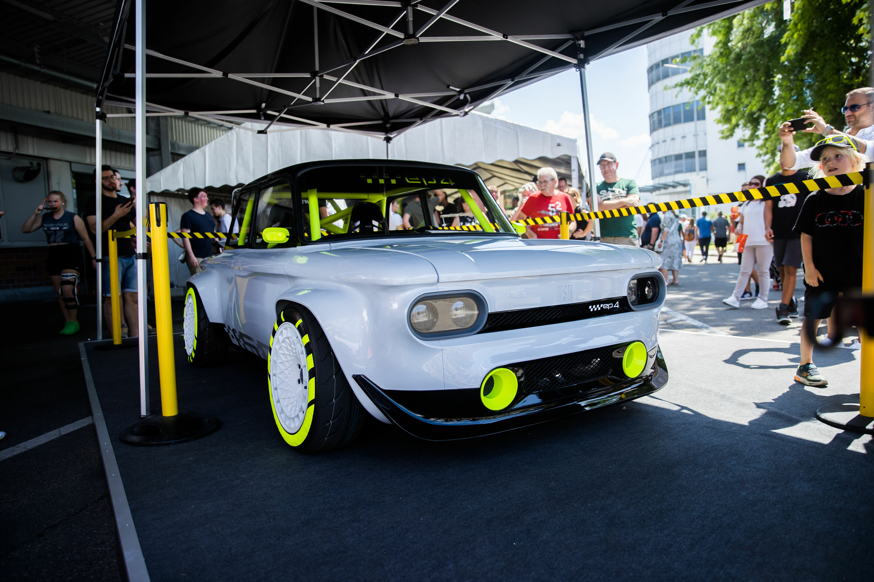 Familientag: Audi Neckarsulm feiert „150 Jahre Motor des Wandels“ - Am 8. Juli 2023 feierten rund 40.000 Menschen beim großen Audi Familientag am Standort Neckarsulm 150 Jahre Firmengeschichte. Im Werk Neckarsulm und in den Böllinger Höfen in Heilbronn...