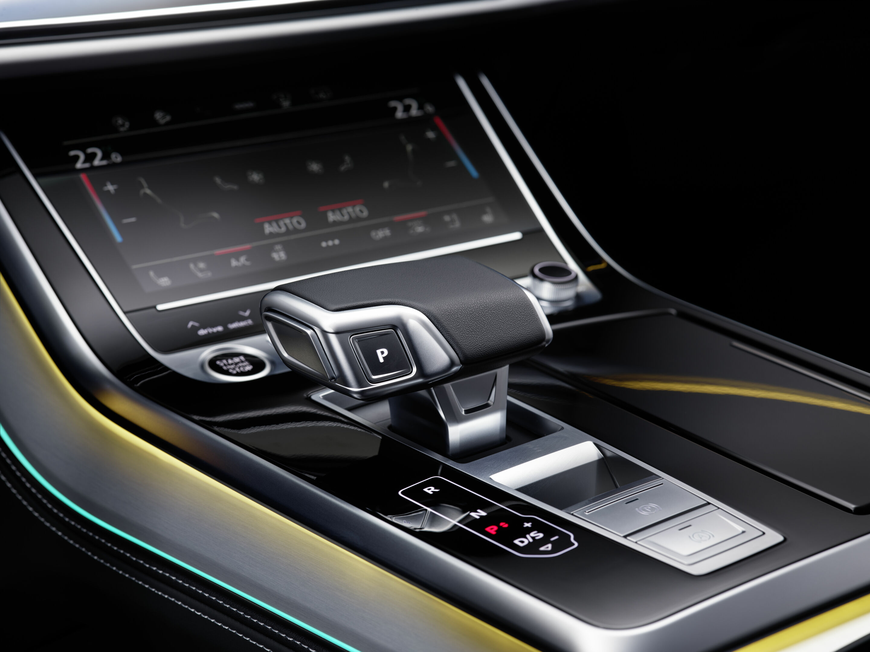 Audi Q8 - Detail, 
Farbe: Sakhirgold Metallic