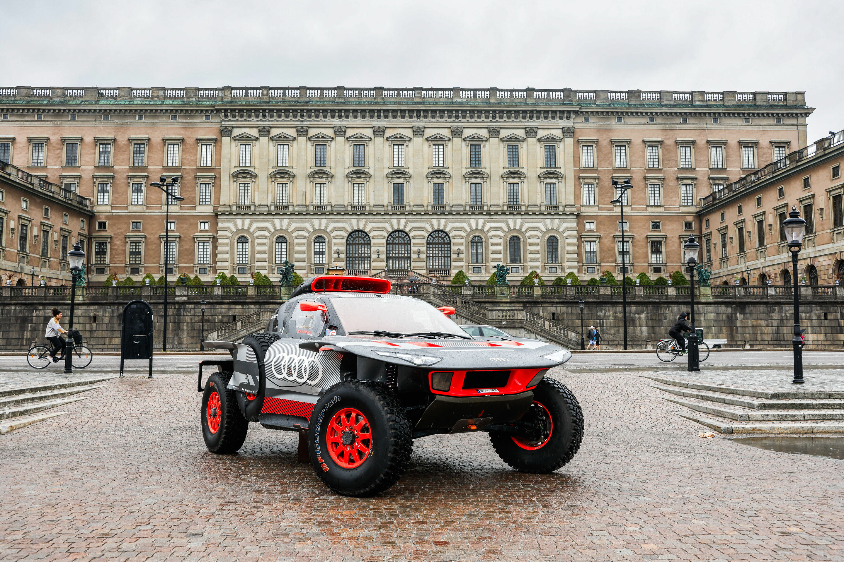#DakarCityTour 2023: Stockholm - Audi RS Q e-tron (Team Audi Sport), Mattias Ekström/Emil Bergkvist