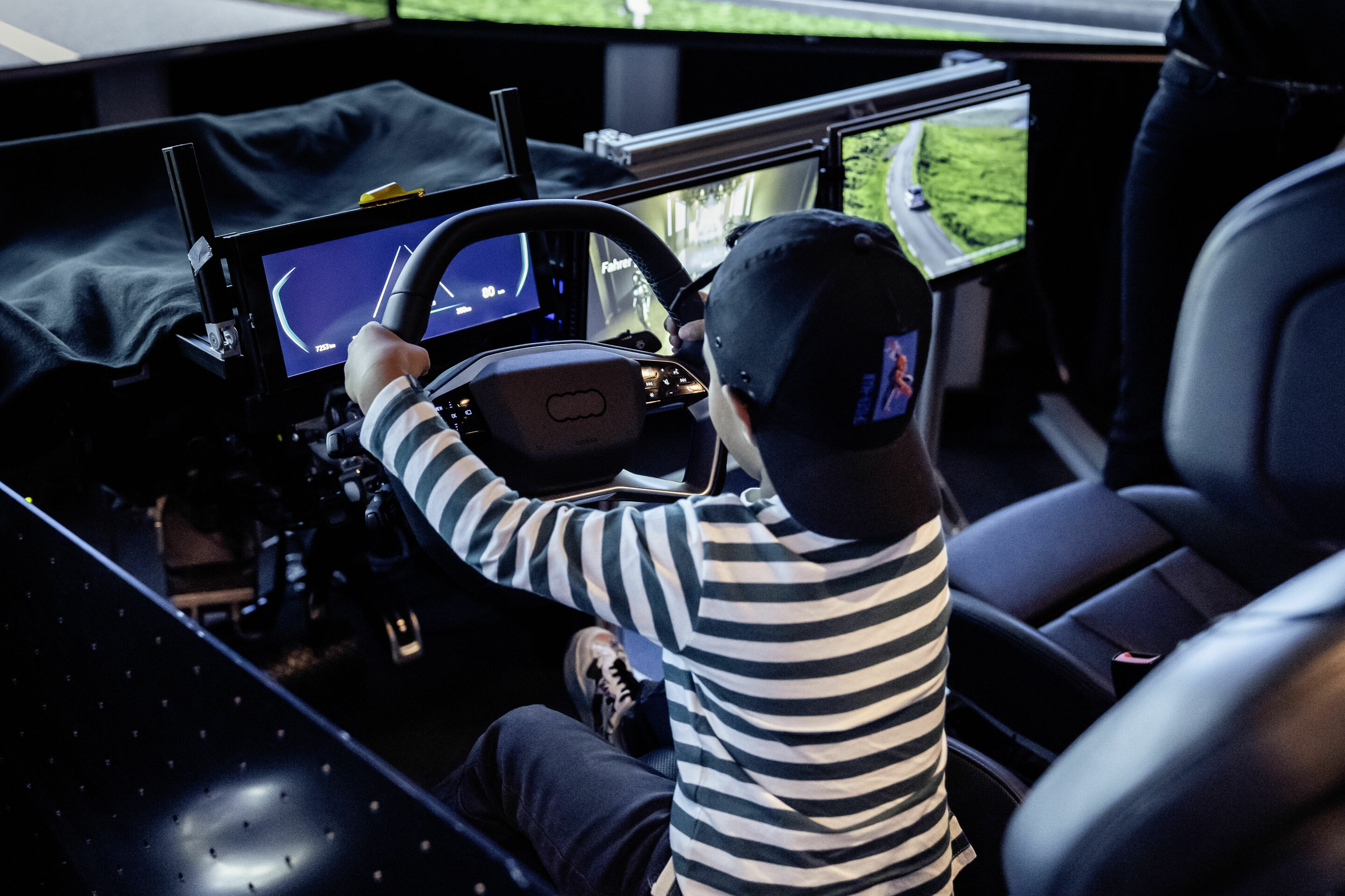 Audi feiert Familien-Festival - Audi Familien-Festival am 7. Oktober 2023 in Ingolstadt: Einblicke in die Technische Entwicklung