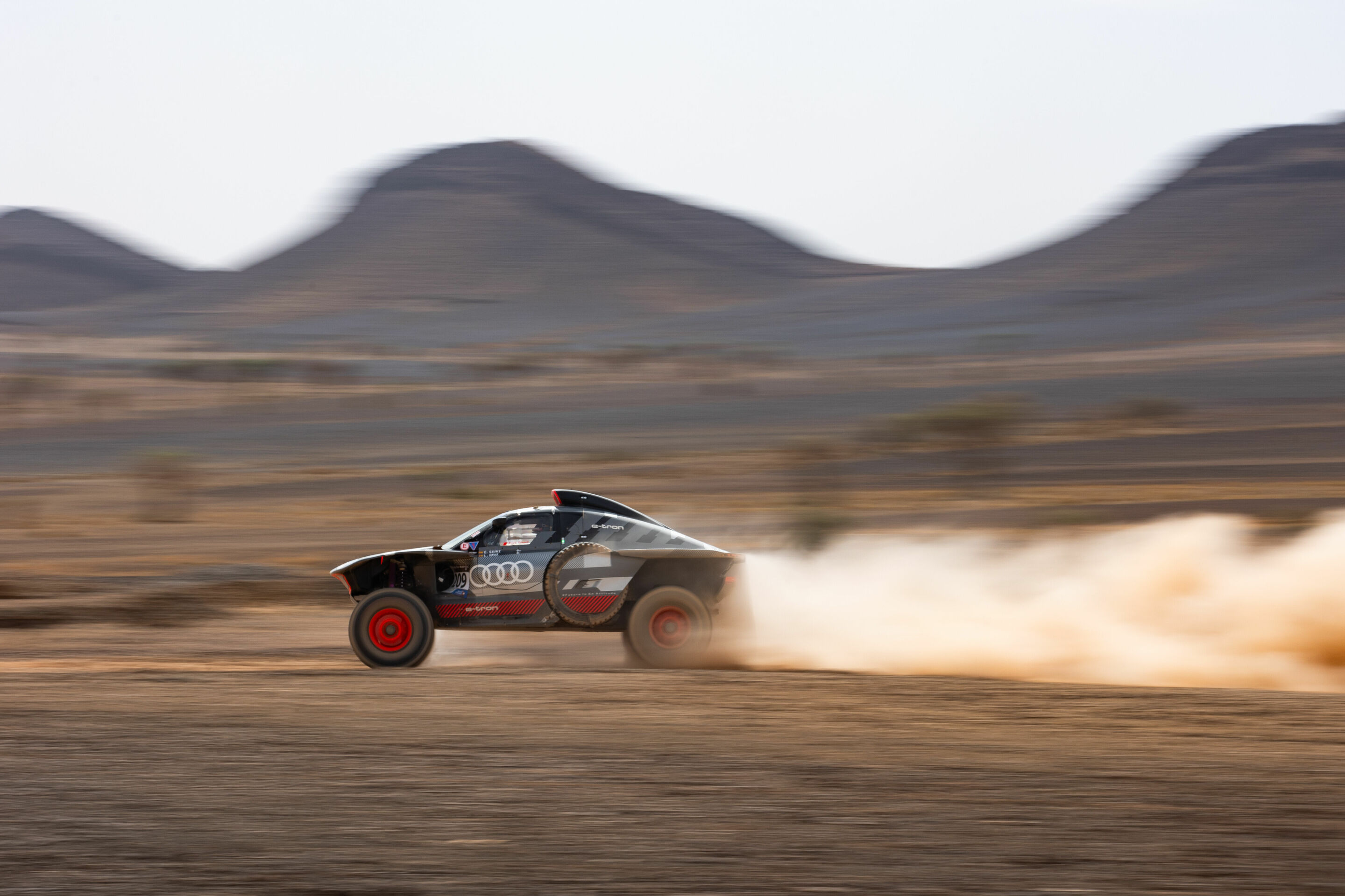 Rallye du Maroc 2023 - Audi RS Q e-tron #209 (Team Audi Sport), Carlos Sainz/Lucas Cruz