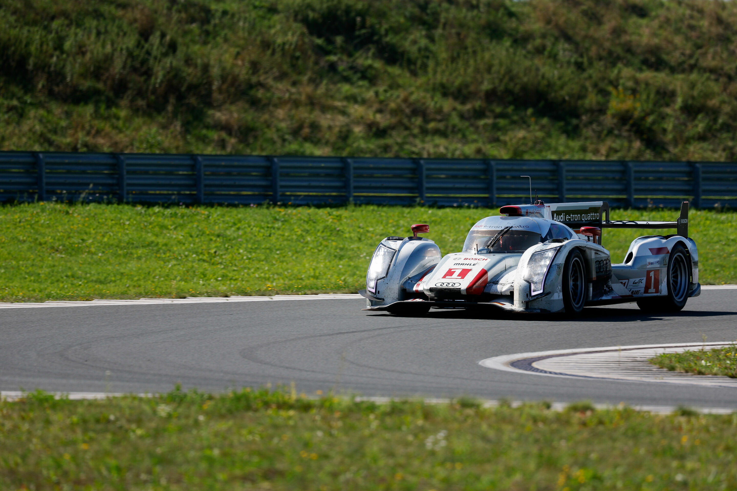 e-tron on track 2023 - Stéphane Peterhansel, Audi R18 e-tron quattro