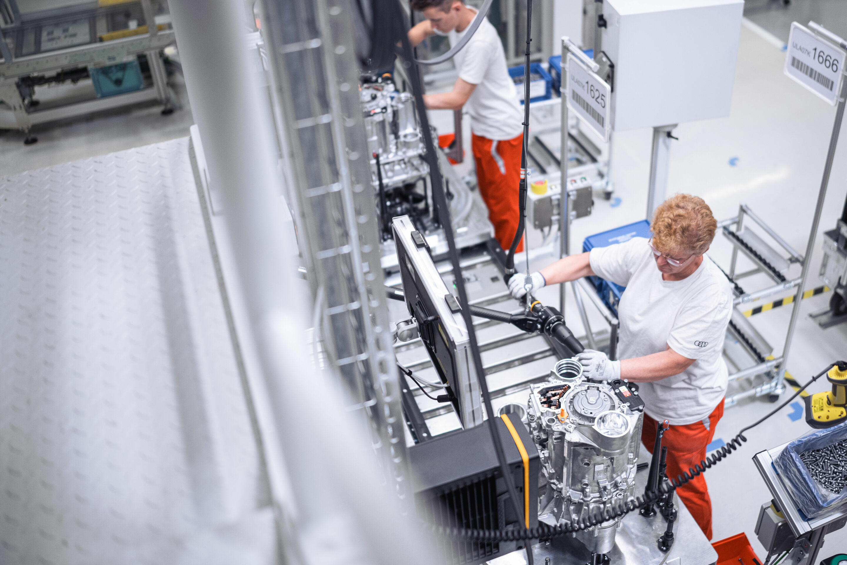 Audi begins production of electric motors for the PPE in Győr