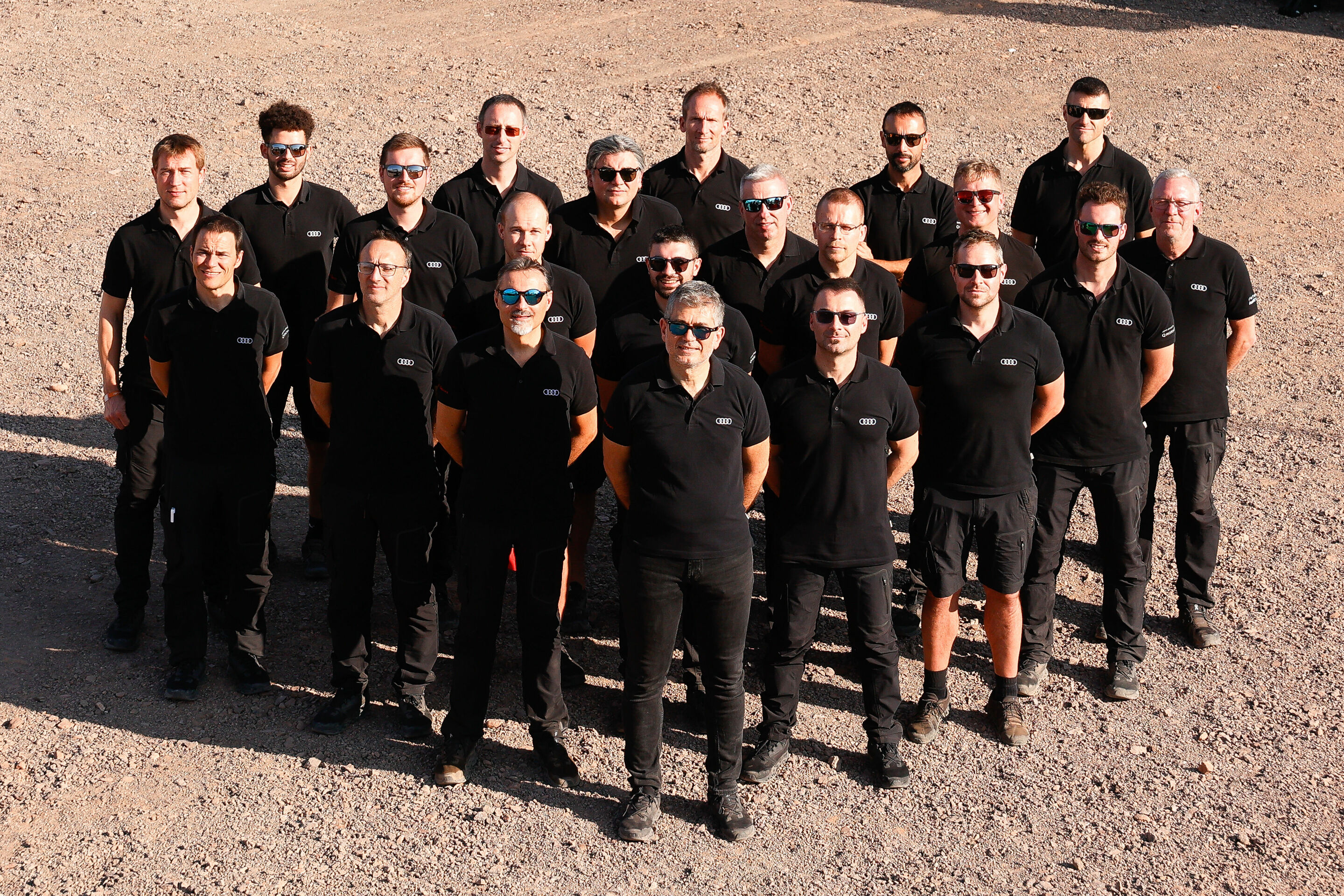 Rallye Dakar 2024 - Dr. Leonardo Pascali und die Techniker im Team Audi Sport