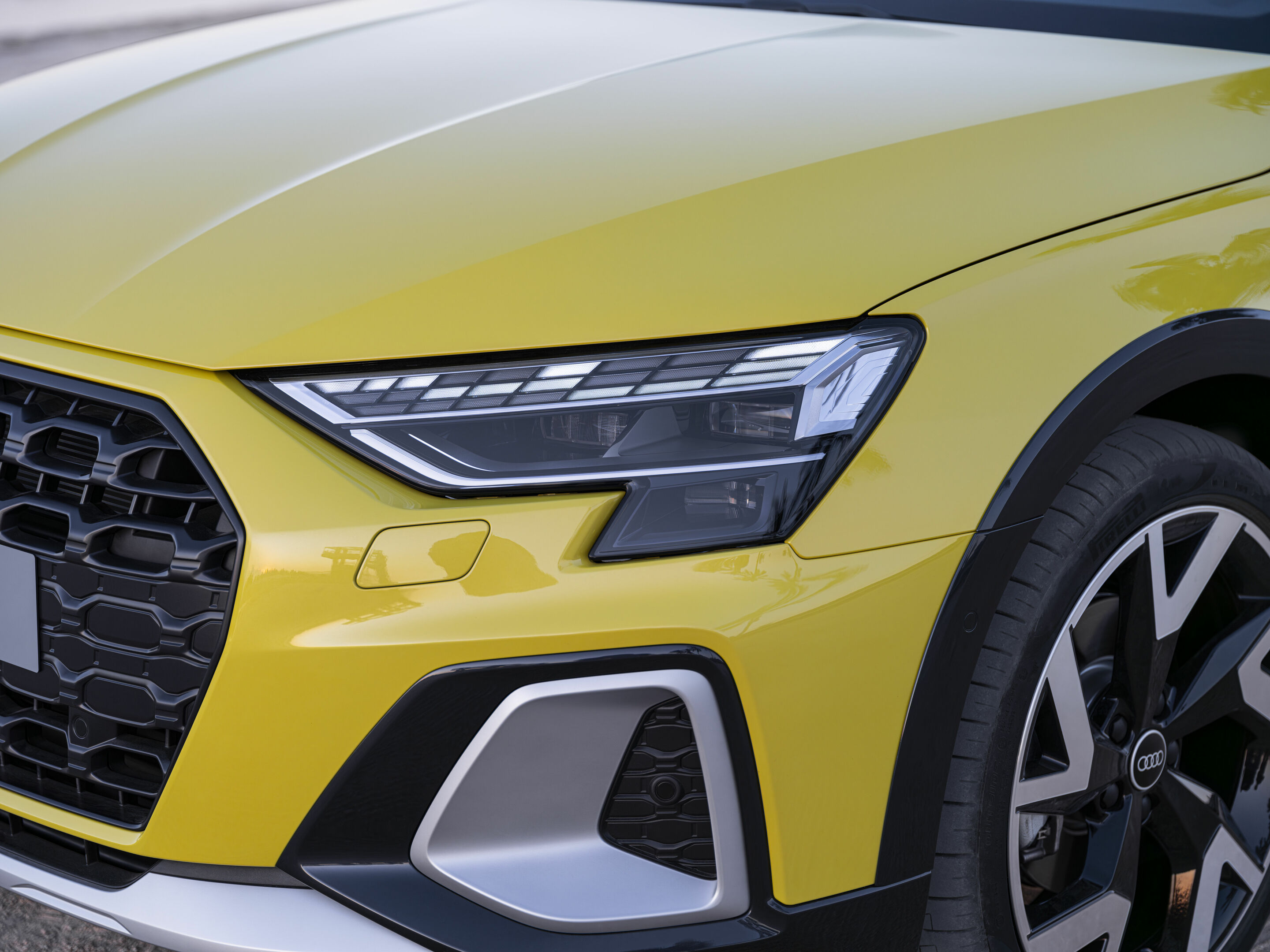 Audi A3 allstreet - Static photo,
Colour: python yellow