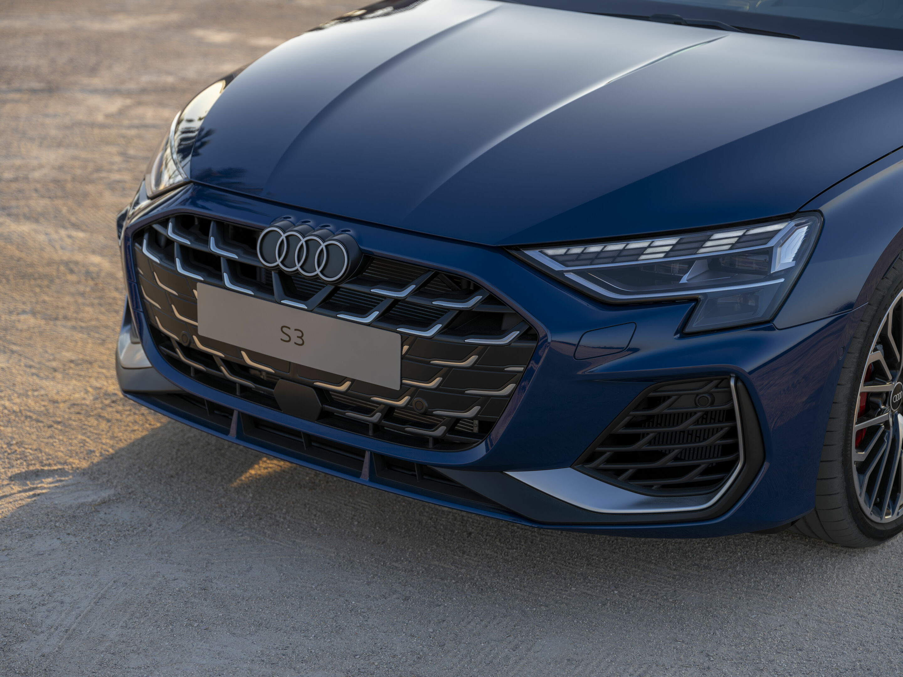 Audi S3 Sedan - Detail, 
Colour: Ascari blue metallic
