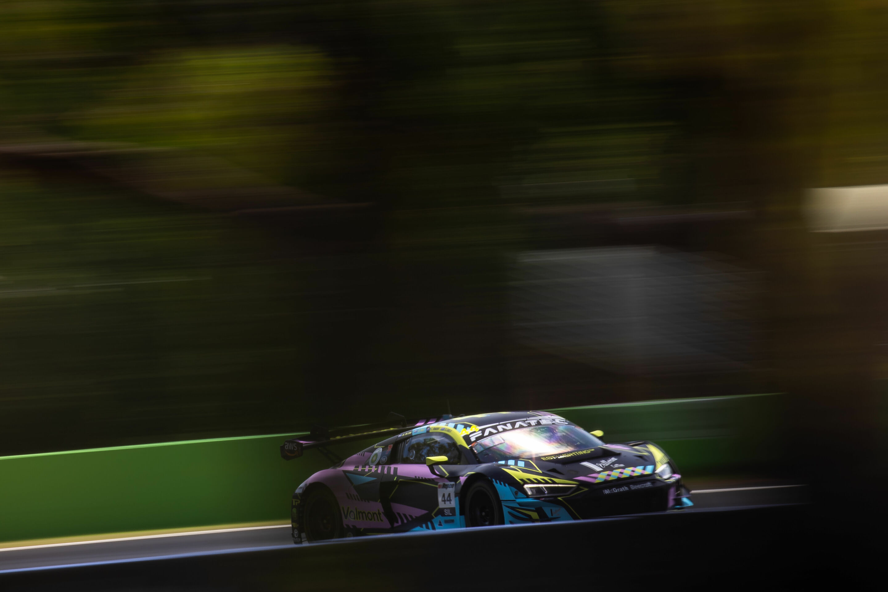 12h Bathurst 2024 - Audi R8 LMS #44 (Valmont Racing), Sergio Pires/Bradley Shiels/Luke Youlden/Marcel Zalloua
