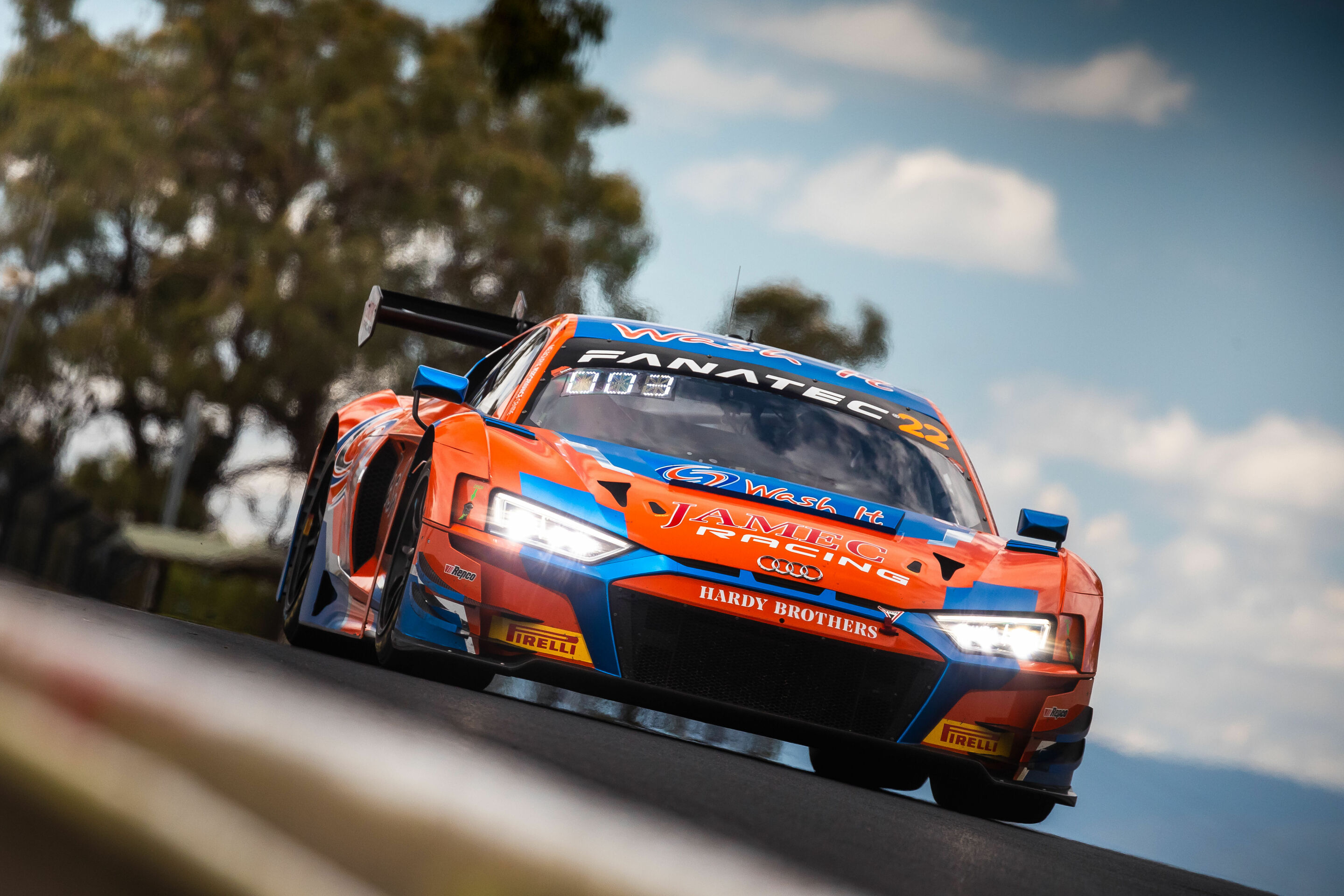 12h Bathurst 2024 - Audi R8 LMS #22 (Wash It Team MPC), Christopher Haase/Kelvin van der Linde/Liam Talbot
