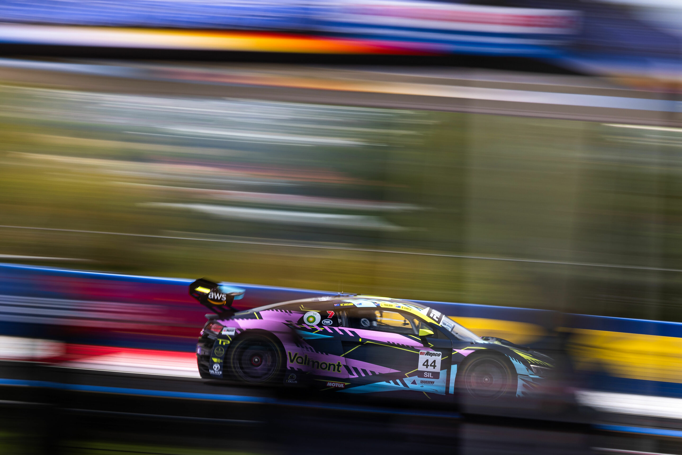 12h Bathurst 2024 - Audi R8 LMS #44 (Valmont Racing), Sergio Pires/Bradley Shiels/Luke Youlden/Marcel Zalloua