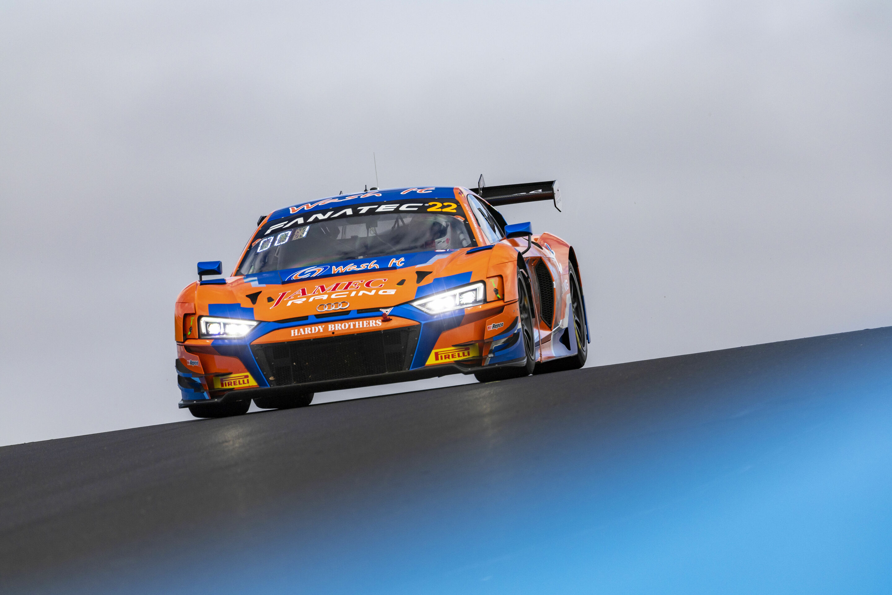 12h Bathurst 2024 - Audi R8 LMS #22 (Wash It Team MPC), Christopher Haase/Kelvin van der Linde/Liam Talbot