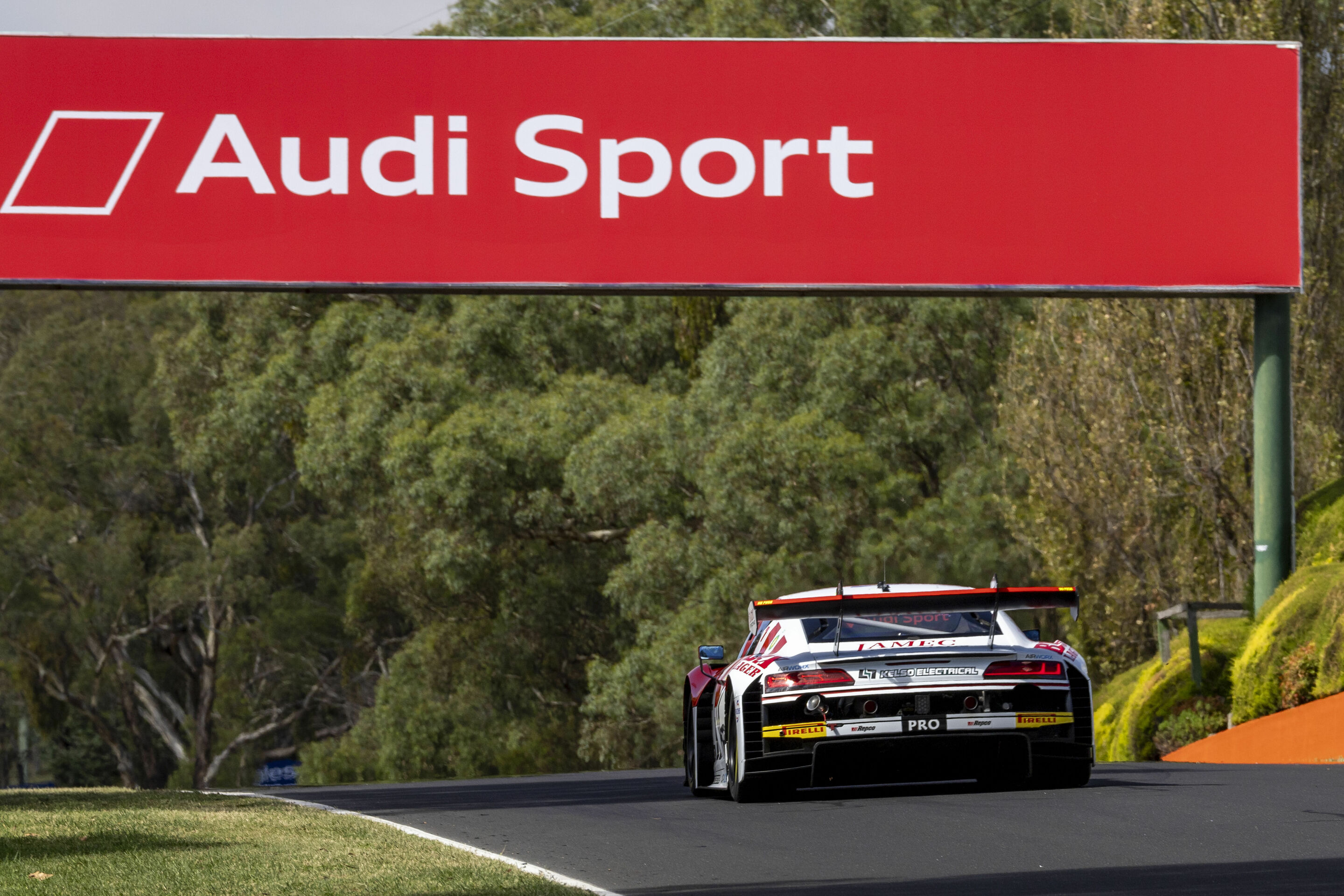 12h Bathurst 2024 - Audi R8 LMS #2 (KFC Team MPC), Ricardo Feller/Brad Schumacher/Markus Winkelhock