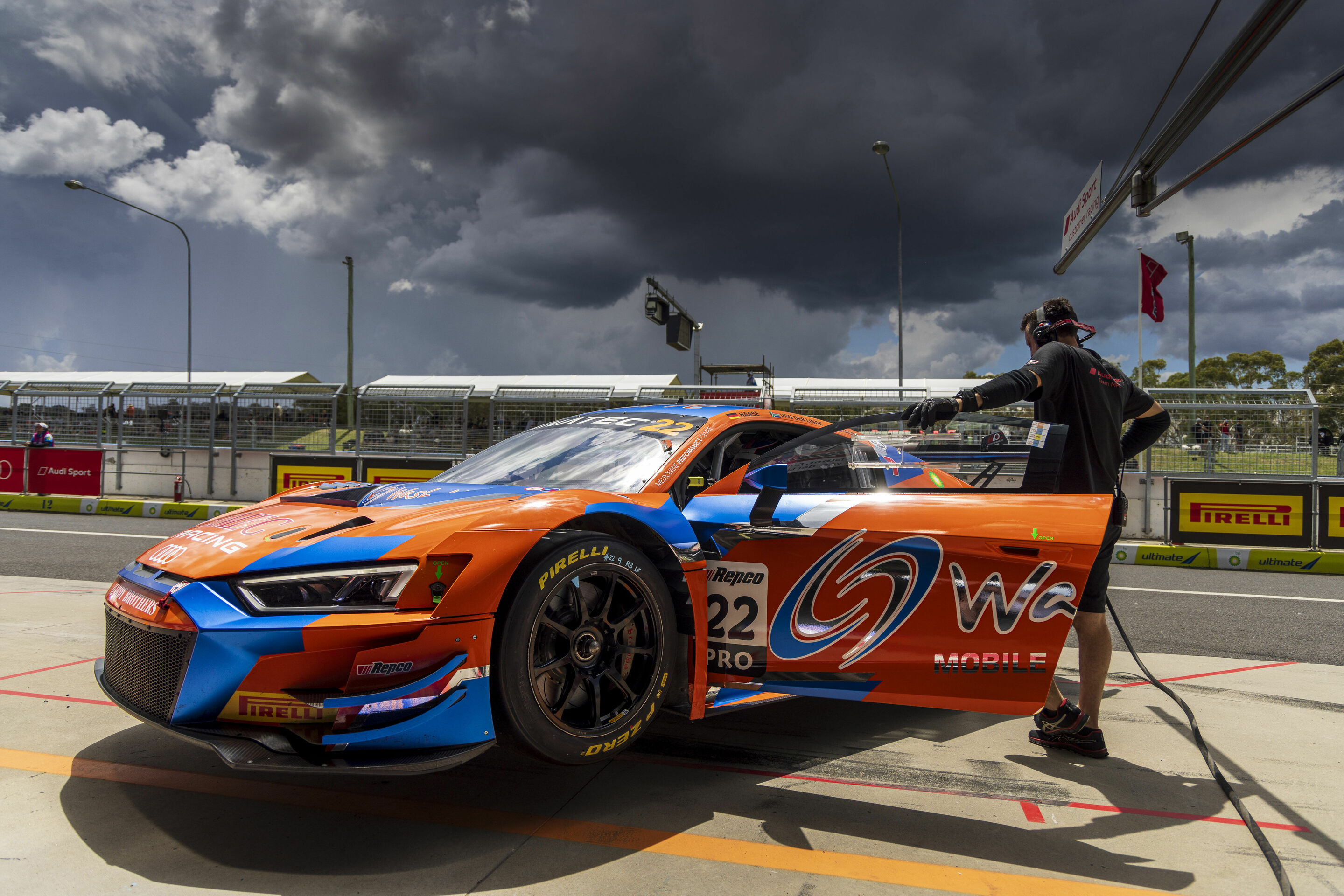 12h Bathurst 2024 - Audi R8 LMS #22 (Wash It Team MPC), Christopher Haase/Kelvin van der Linde/Liam Talbot