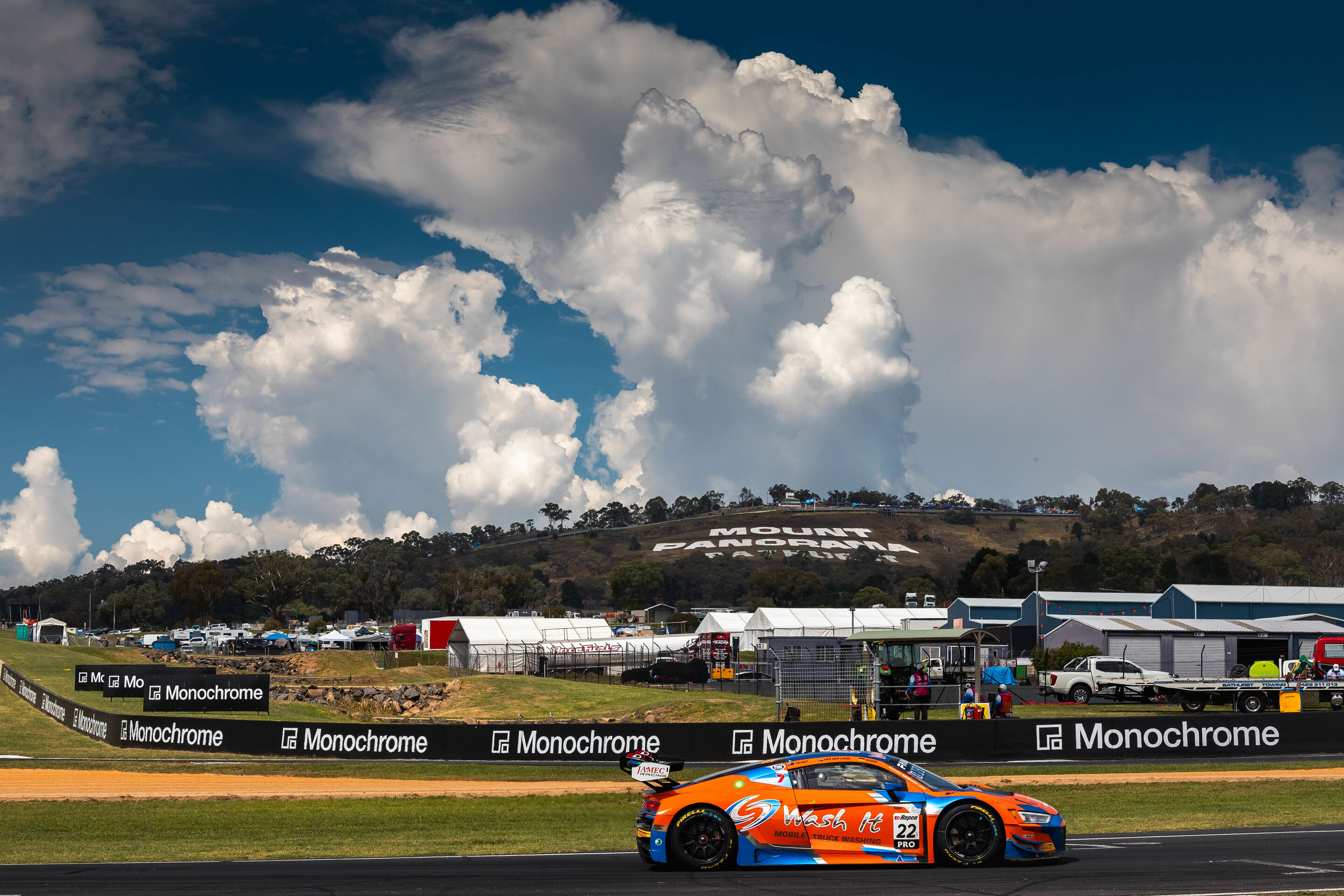 12h Bathurst 2024 - Audi R8 LMS #22 (Wash It Team MPC), Christopher Haase/Kelvin van der Linde/Liam Talbot