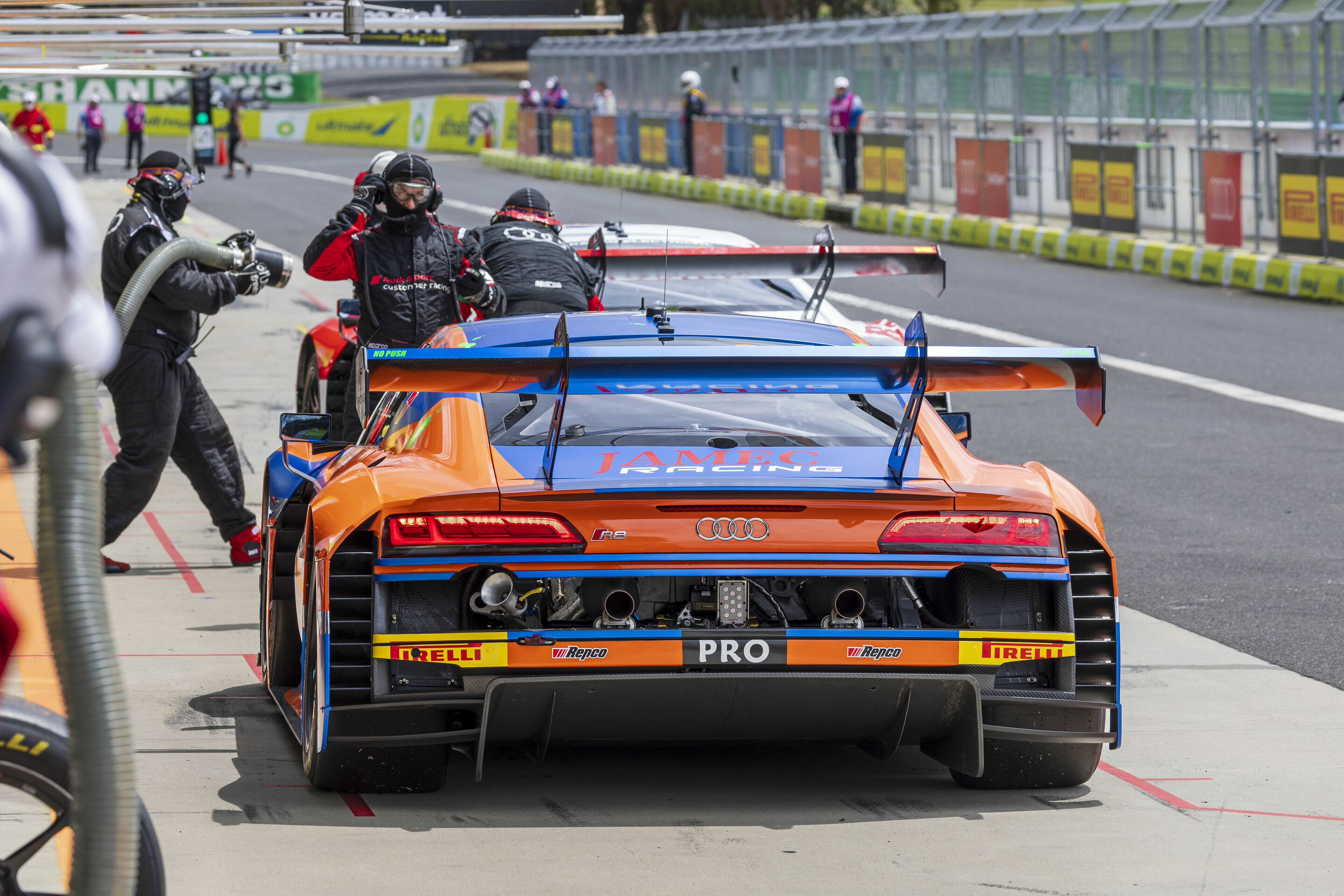 12h Bathurst 2024 - Audi R8 LMS #22 (Wash It Team MPC), Christopher Haase/Kelvin van der Linde/Liam Talbot