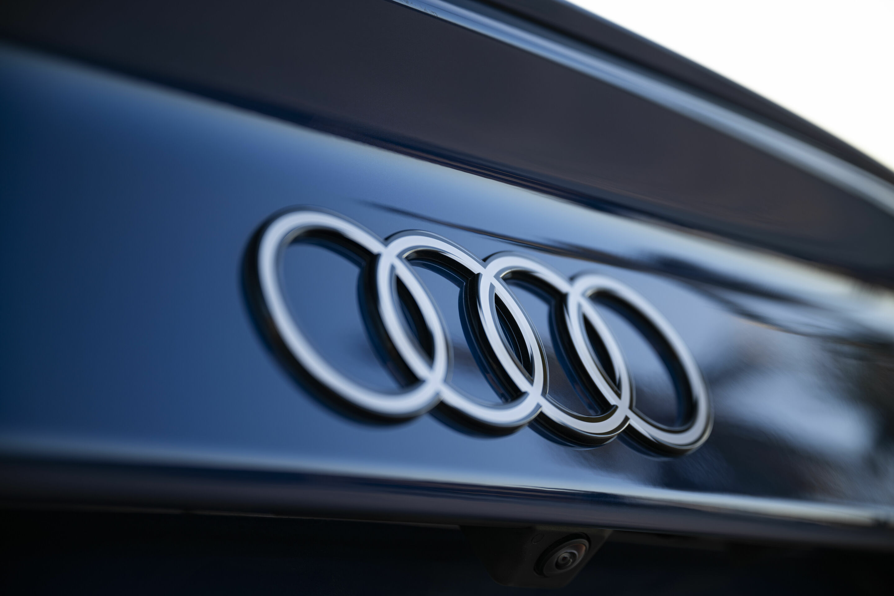 Audi S3 Limousine - Detail,
Farbe: Ascariblau Metallic