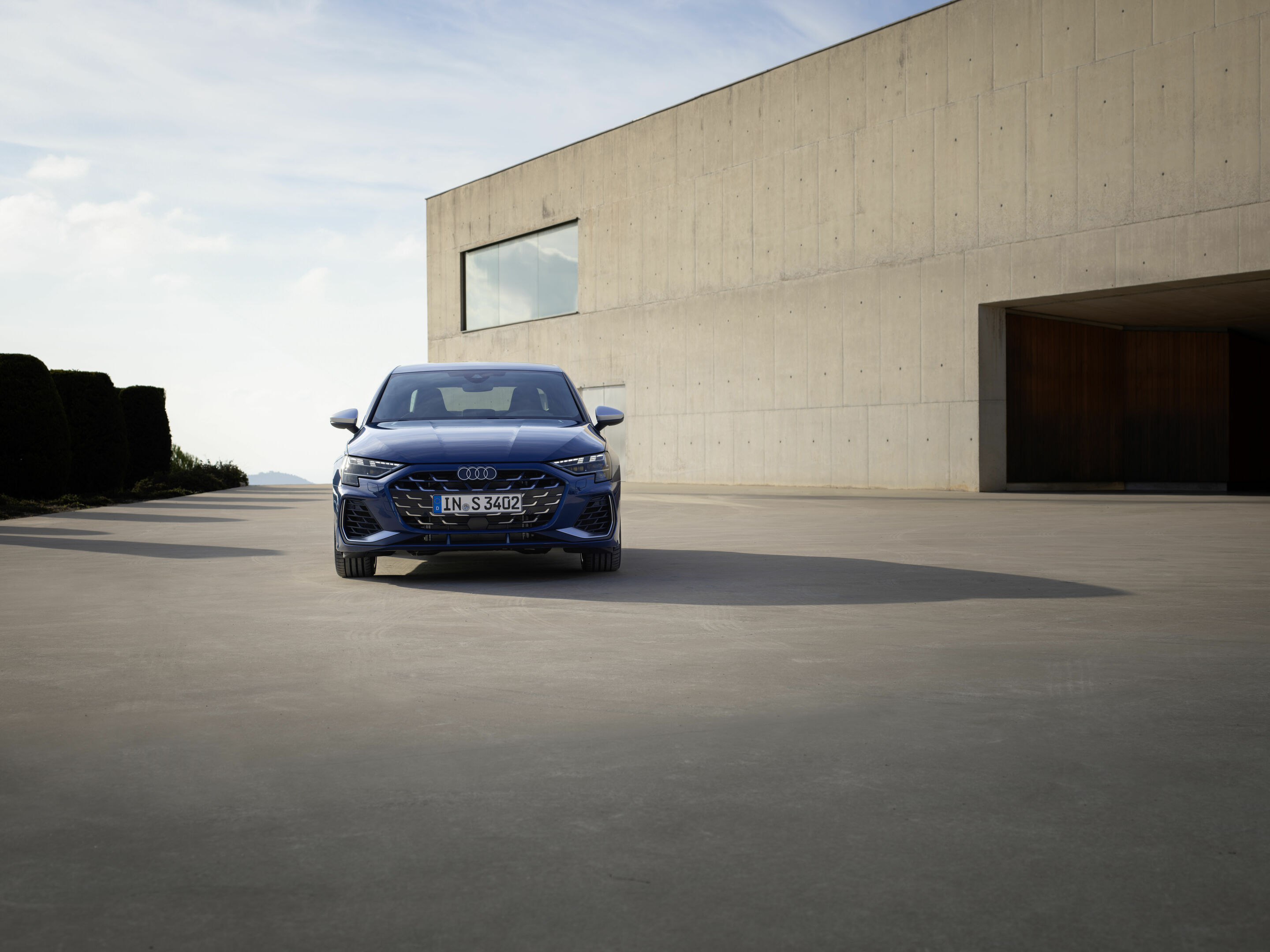Audi S3 Limousine - Standaufnahme,
Farbe: Ascariblau Metallic