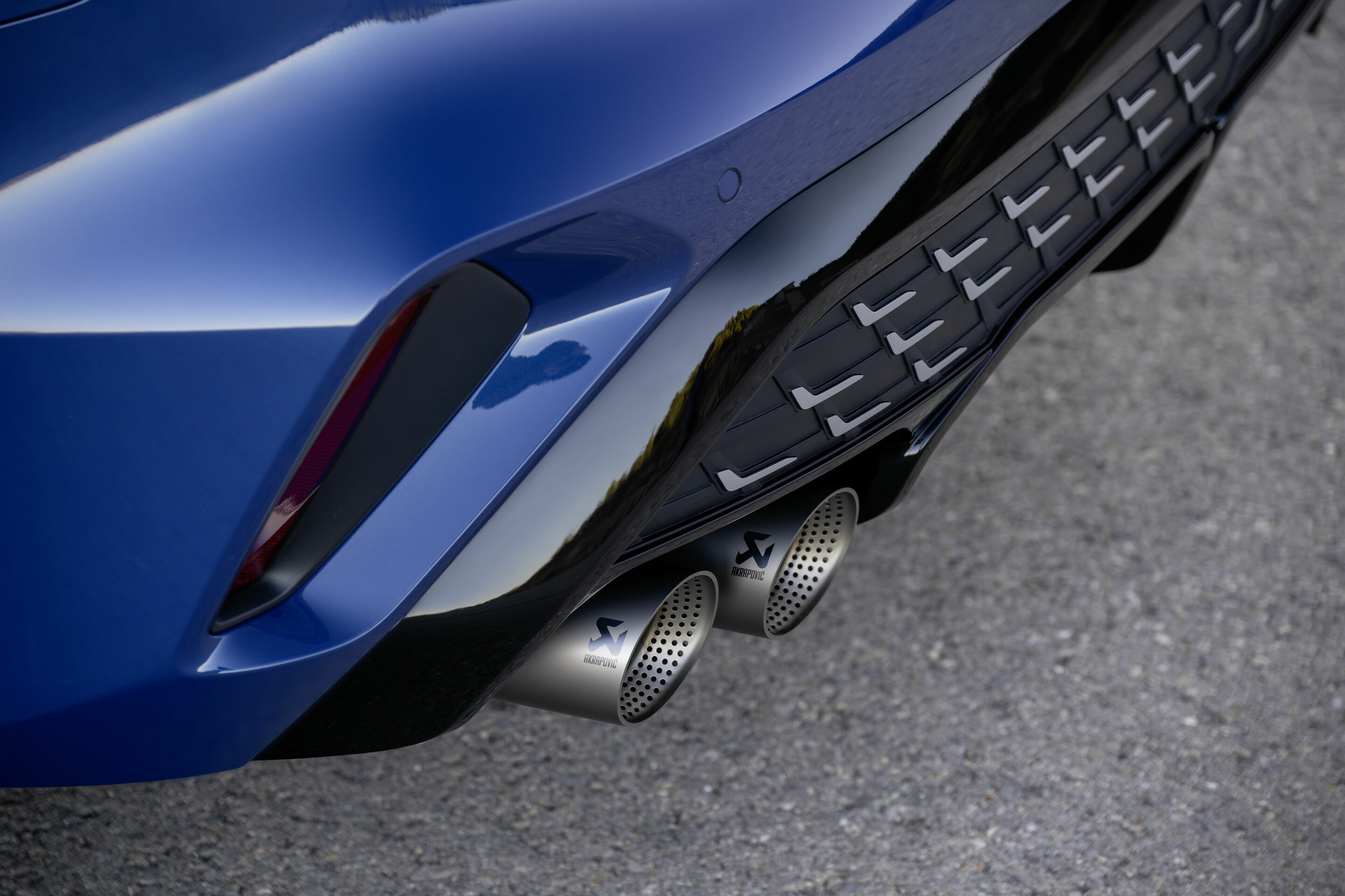 Audi S3 Sedan - Detail, 
Colour: Ascari blue metallic