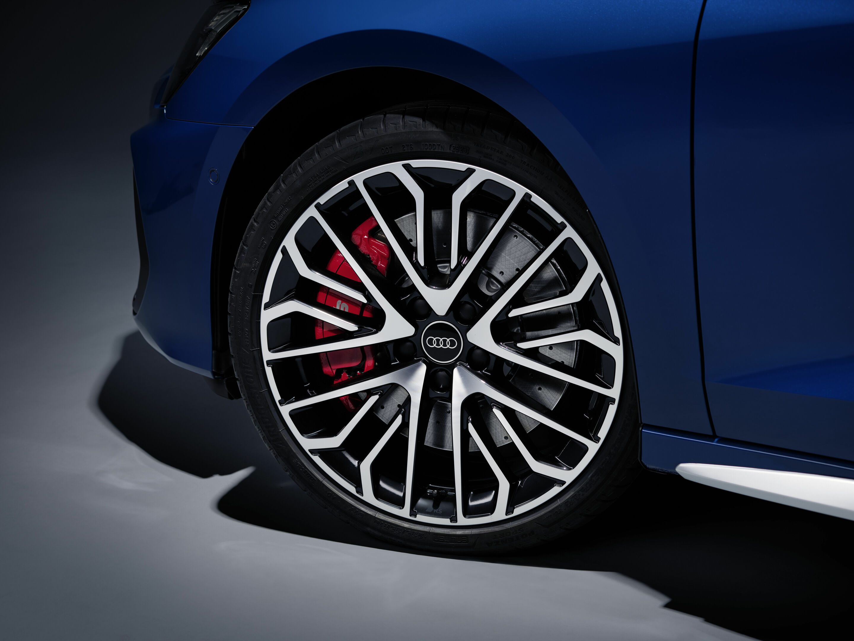 Audi S3 Sedan - Detail, 
Colour: Ascari blue metallic