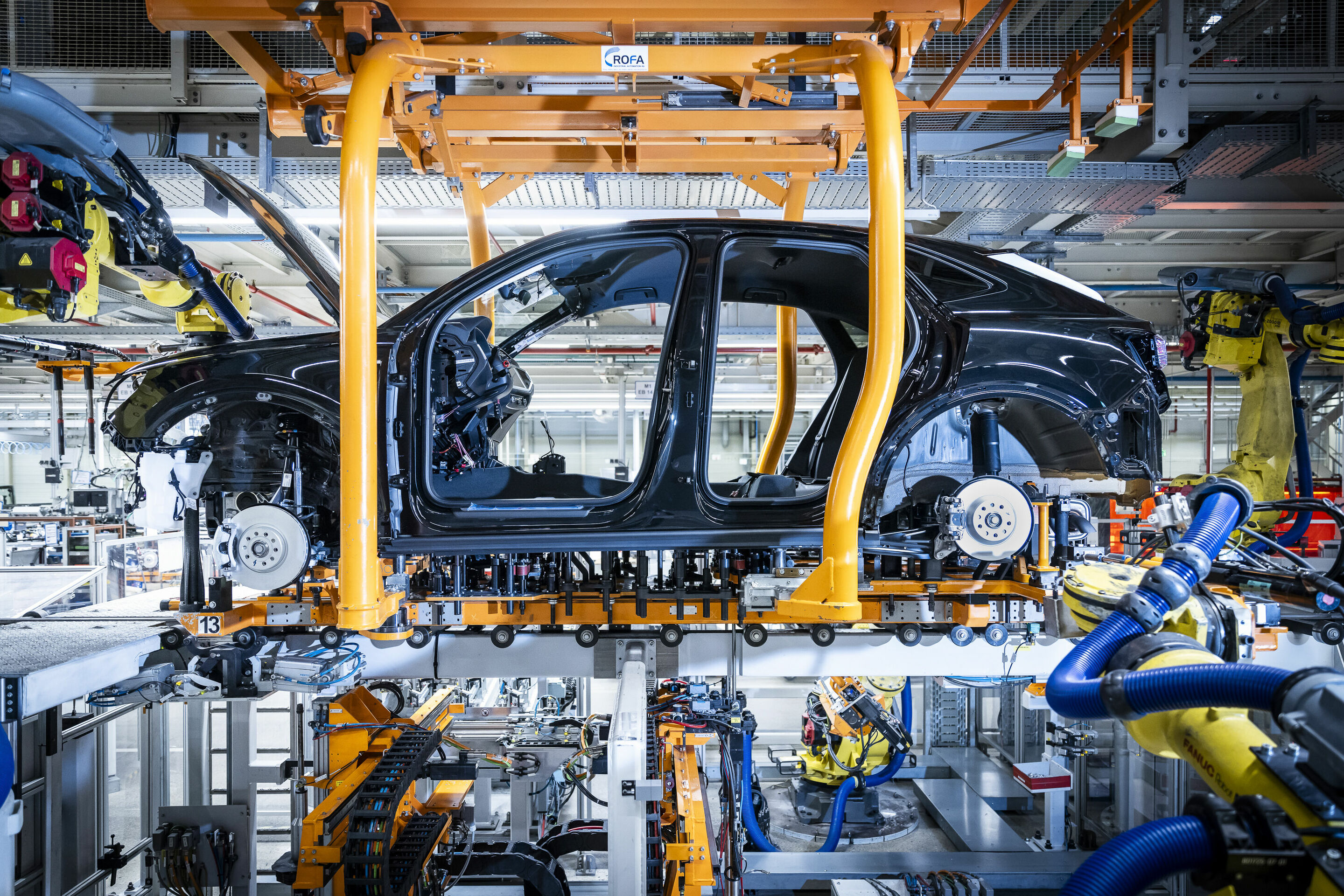 Standort-spezifische Herausforderungen belasten Performance von Audi Hungaria im Jahr 2023
