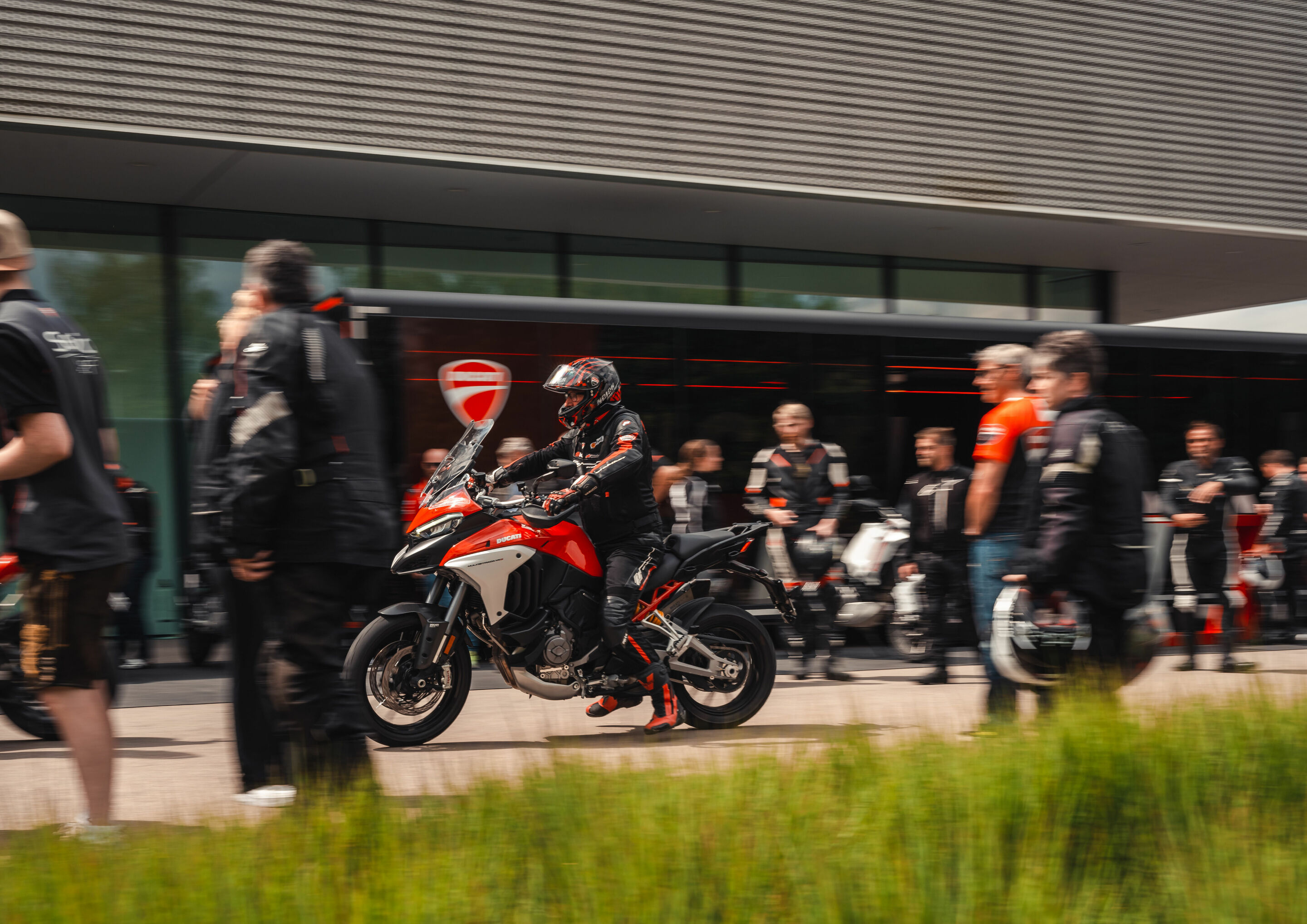 Motorrad-Neuheiten entdecken bei der Ducati Testride Roadshow