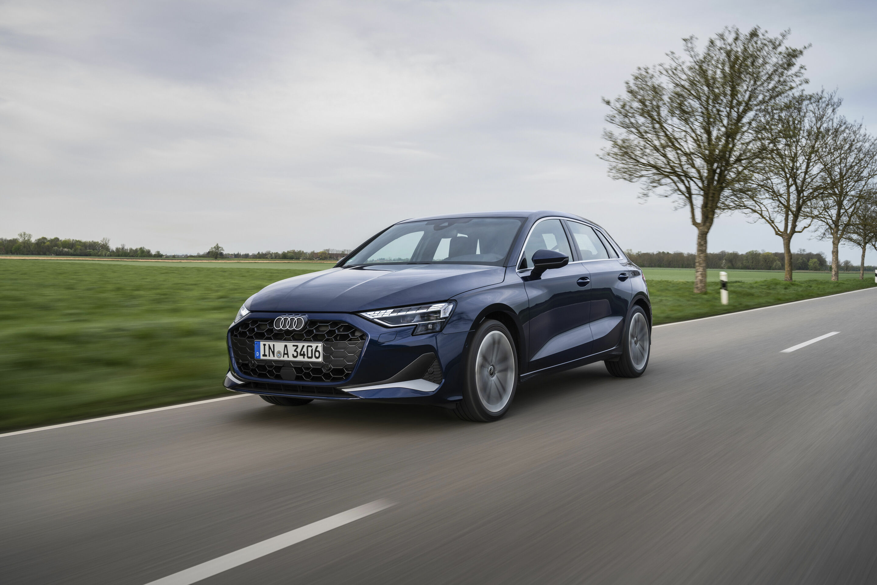 Audi A3 Sportback - Dynamic photo,
Colour: Navarra blue
